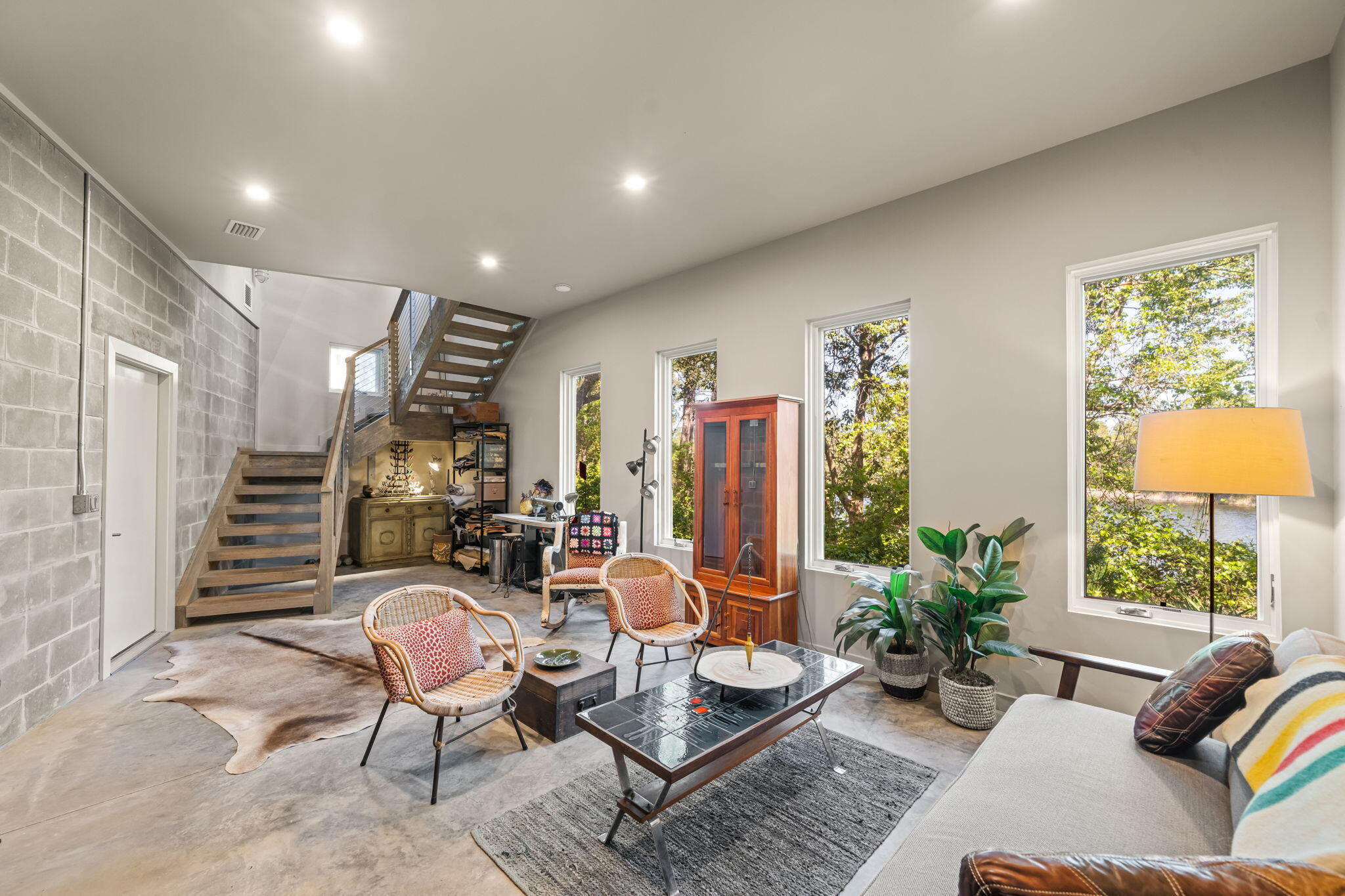 LAKE SHORE ESTATES - Residential