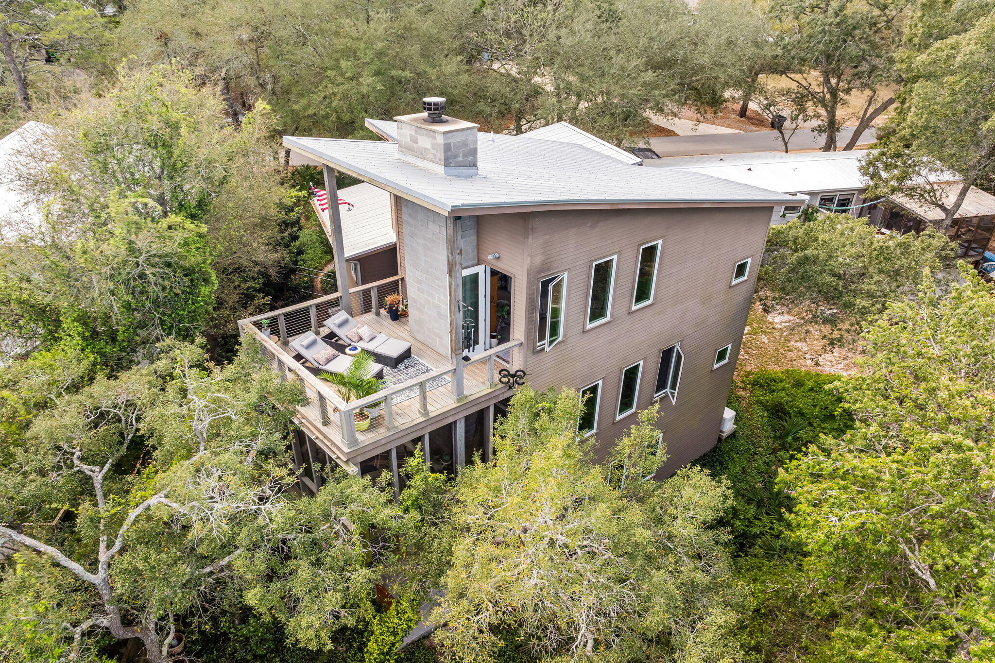 LAKE SHORE ESTATES - Residential