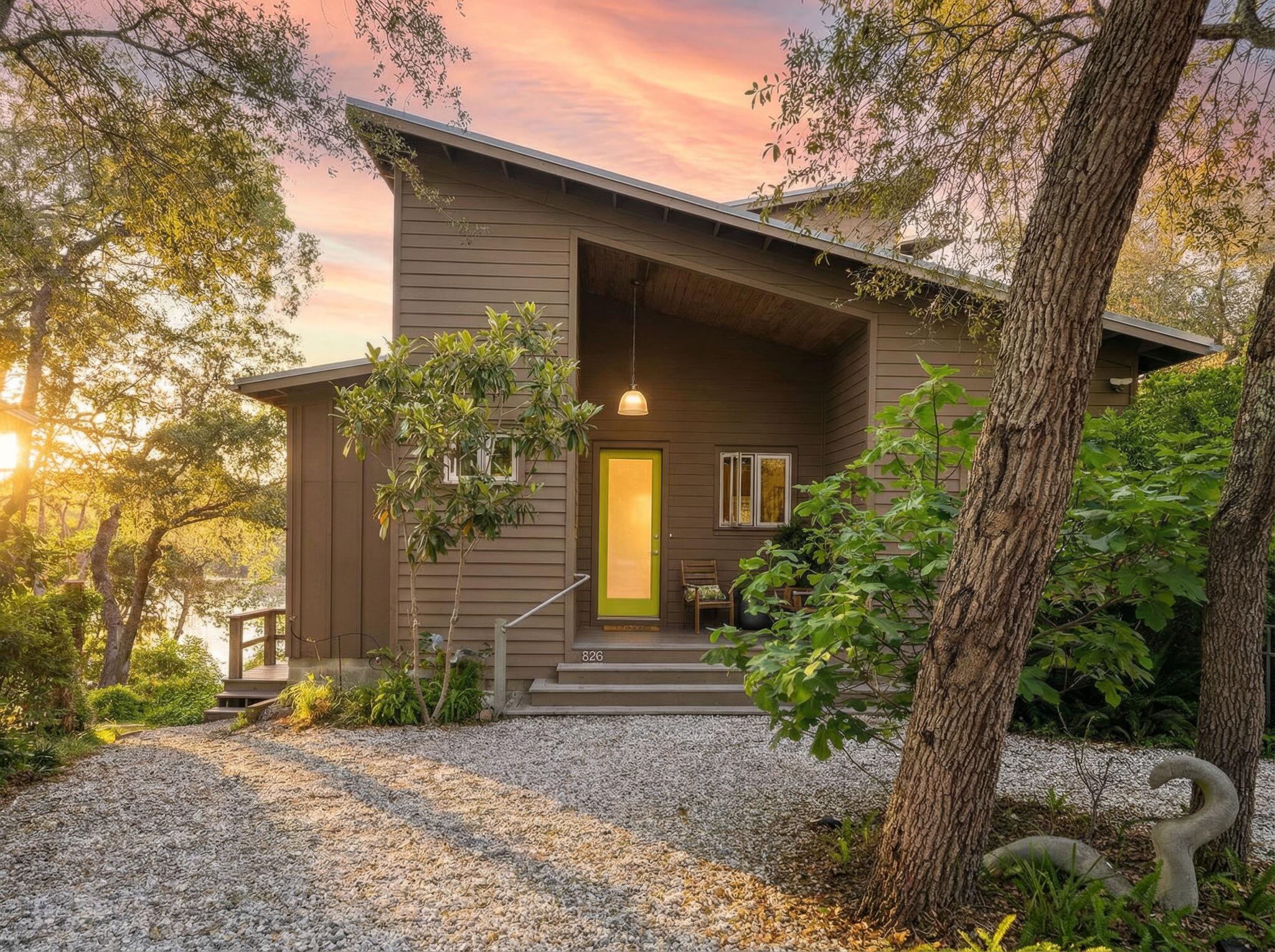 LAKE SHORE ESTATES - Residential