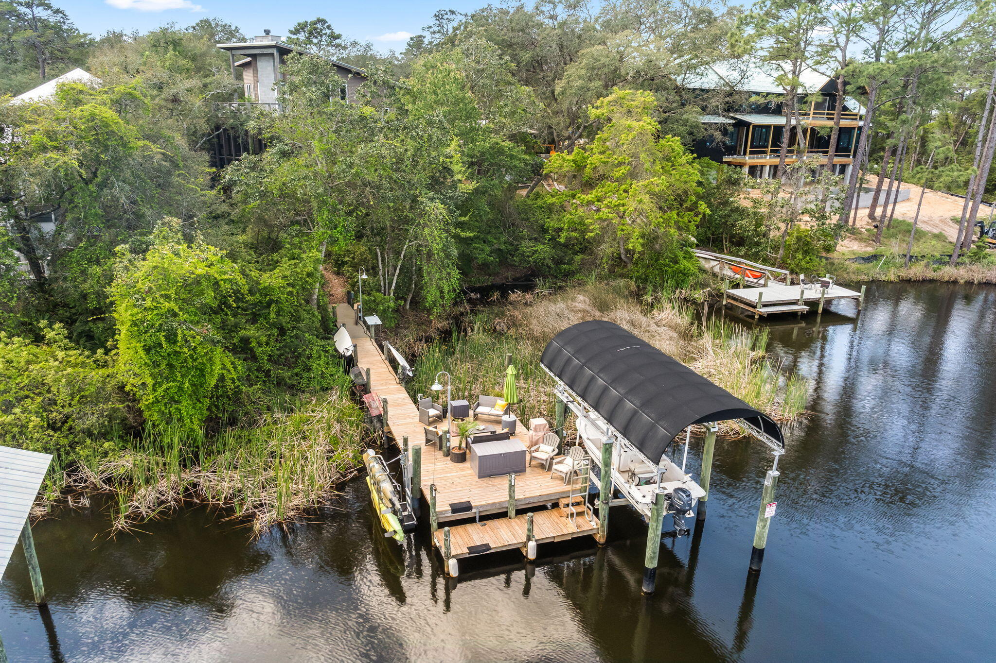 LAKE SHORE ESTATES - Residential