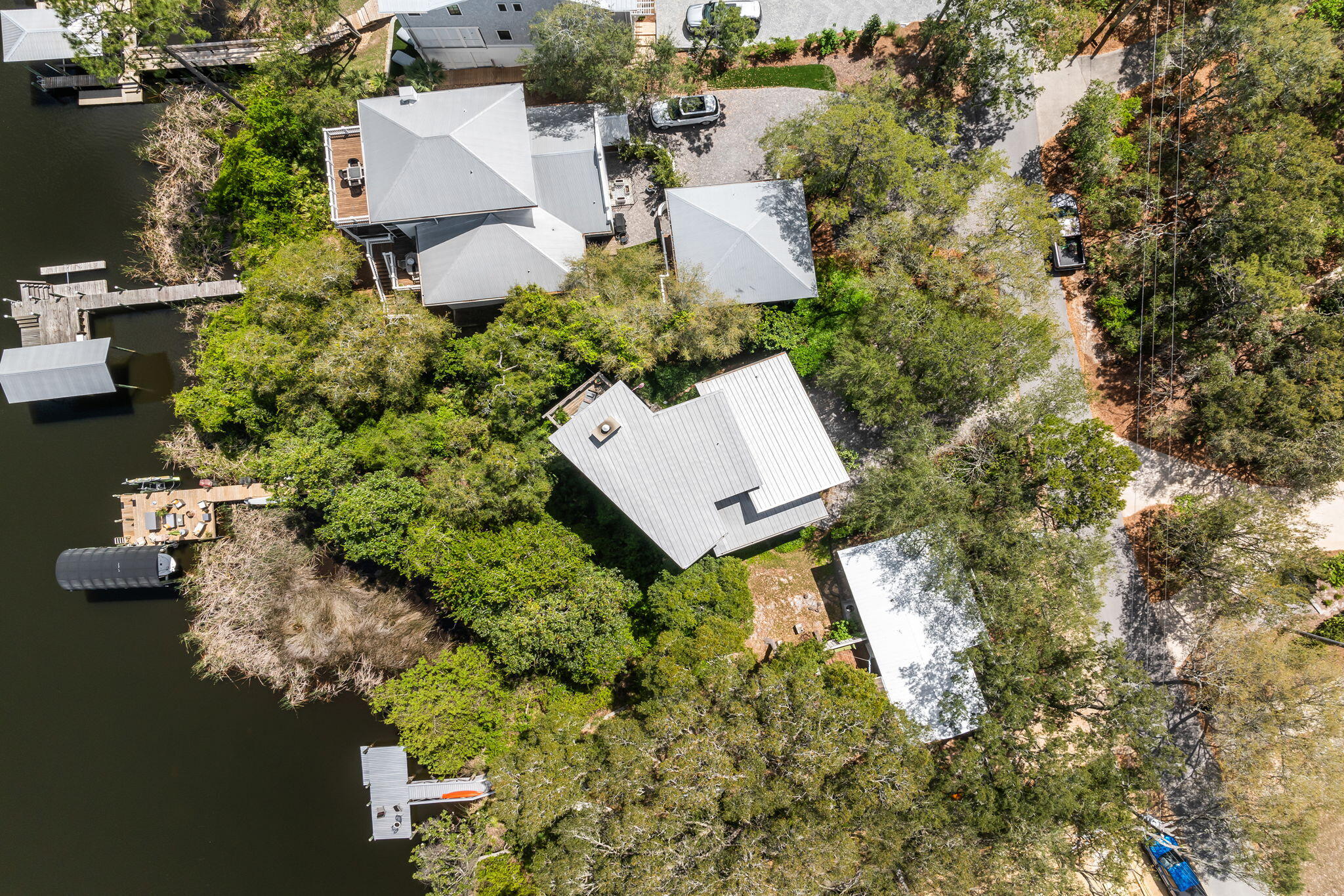 LAKE SHORE ESTATES - Residential