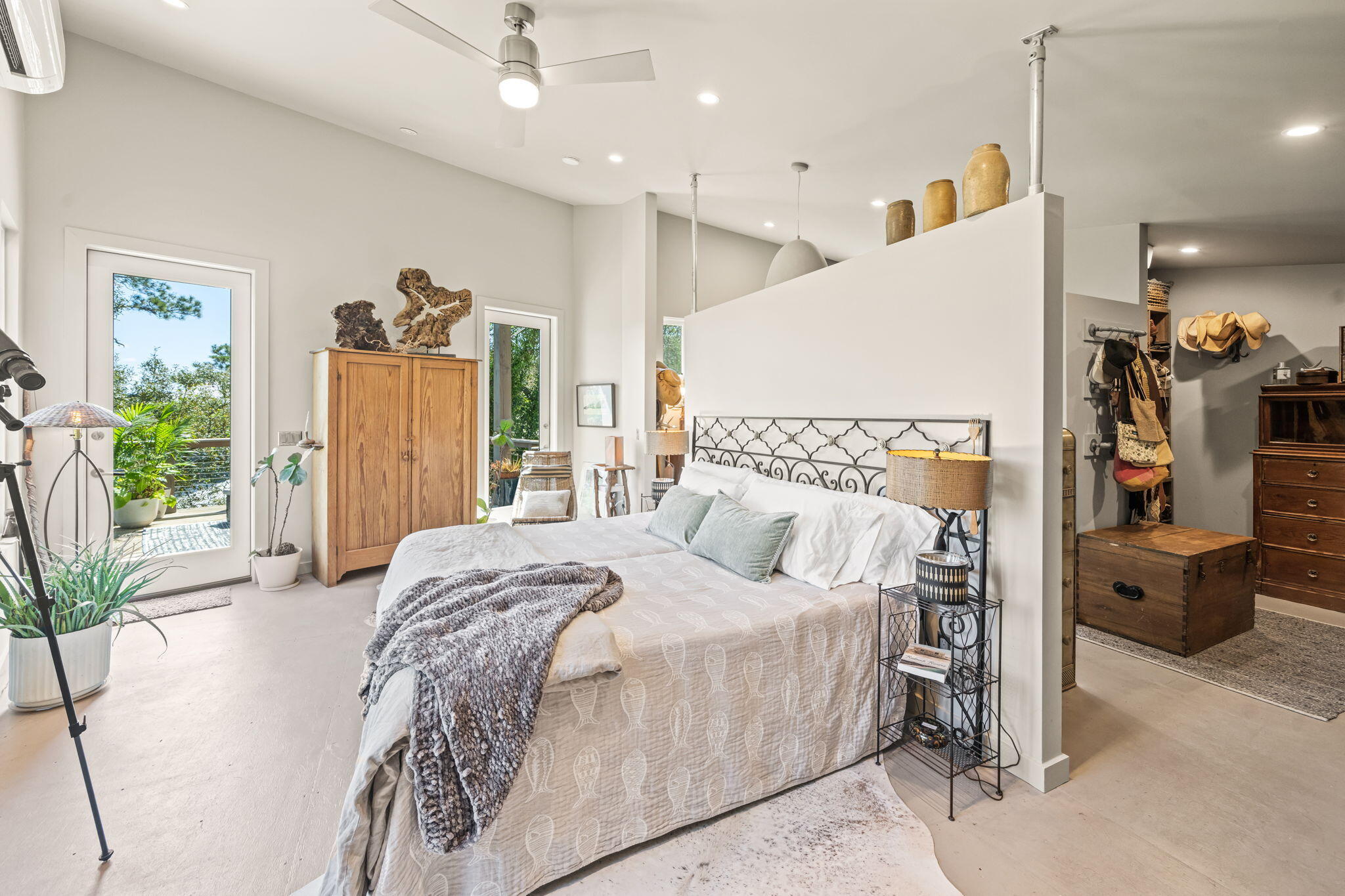 LAKE SHORE ESTATES - Residential