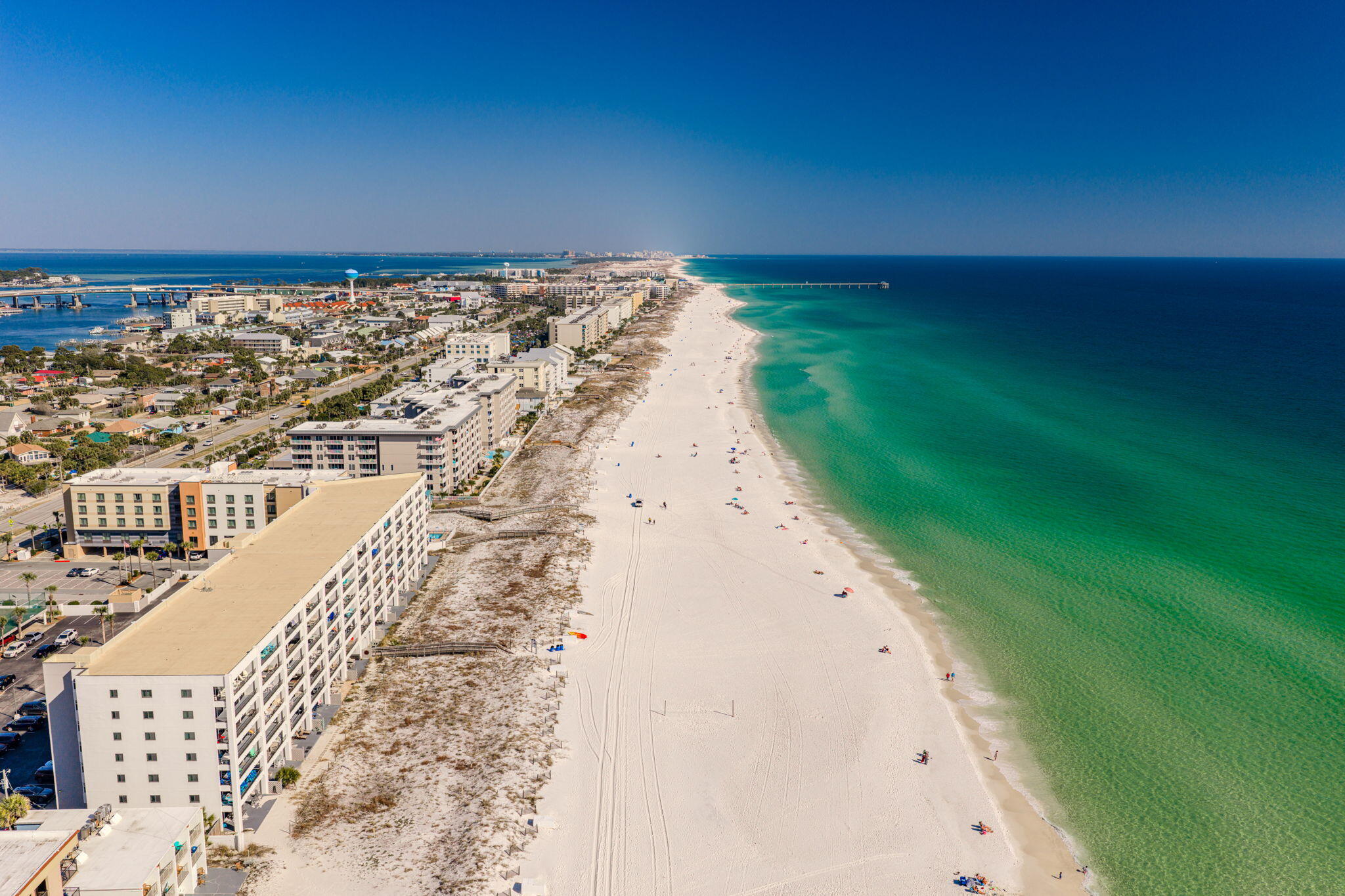 SURF DWELLER CONDO - Residential