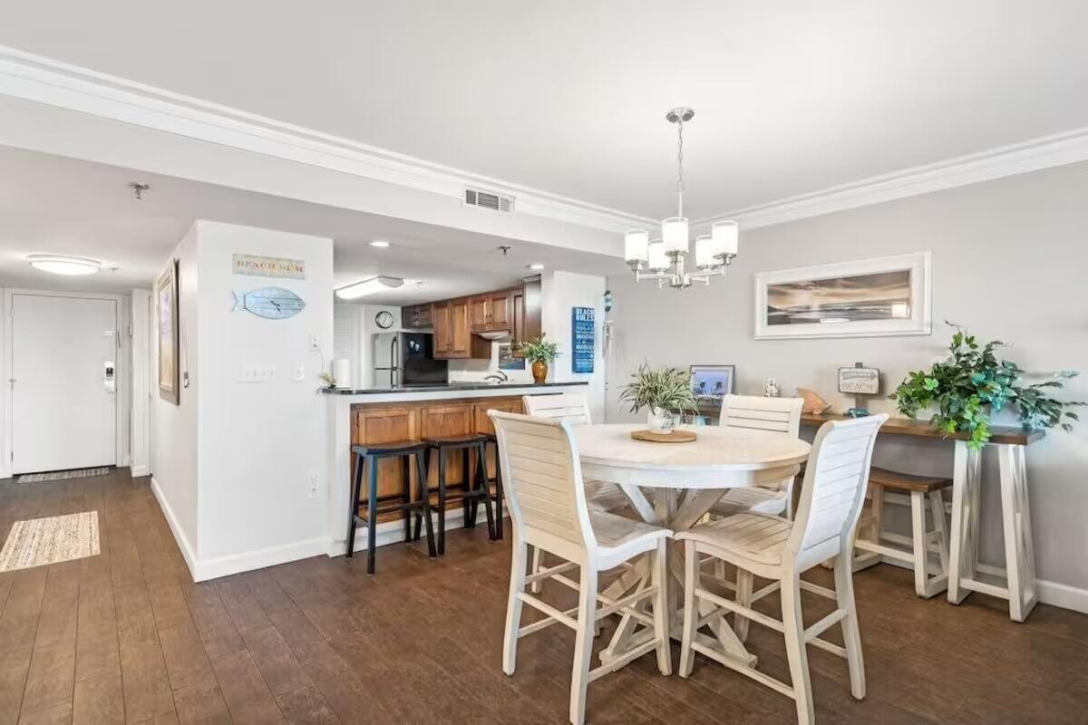 SURF DWELLER CONDO - Residential