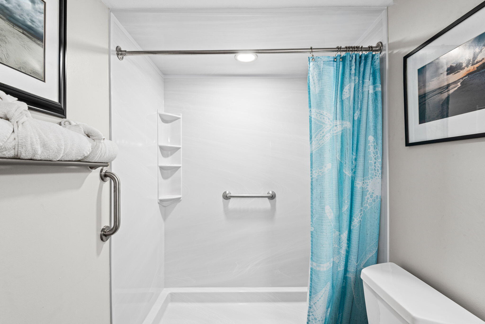 SURF DWELLER CONDO - Residential