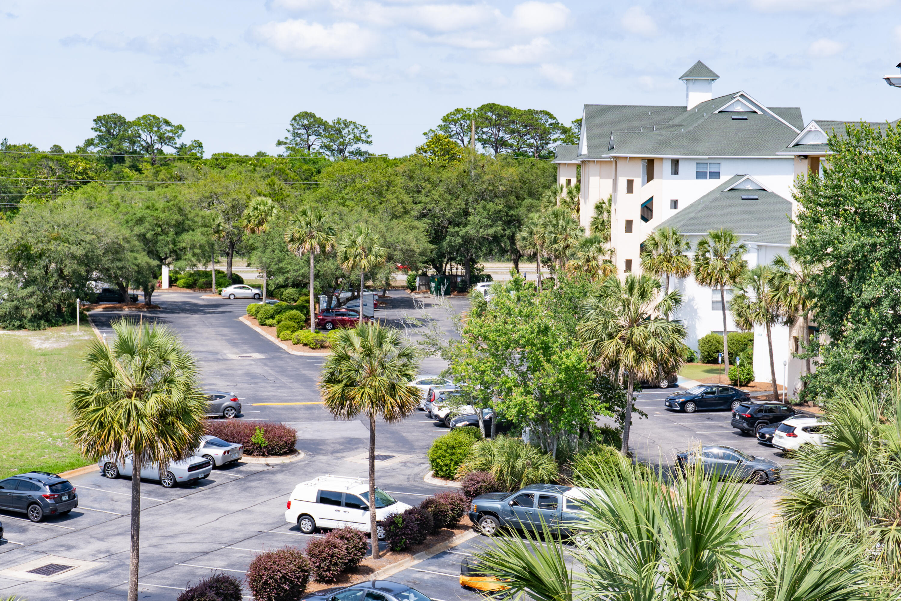 FLORIDA CLUB - Residential Lease