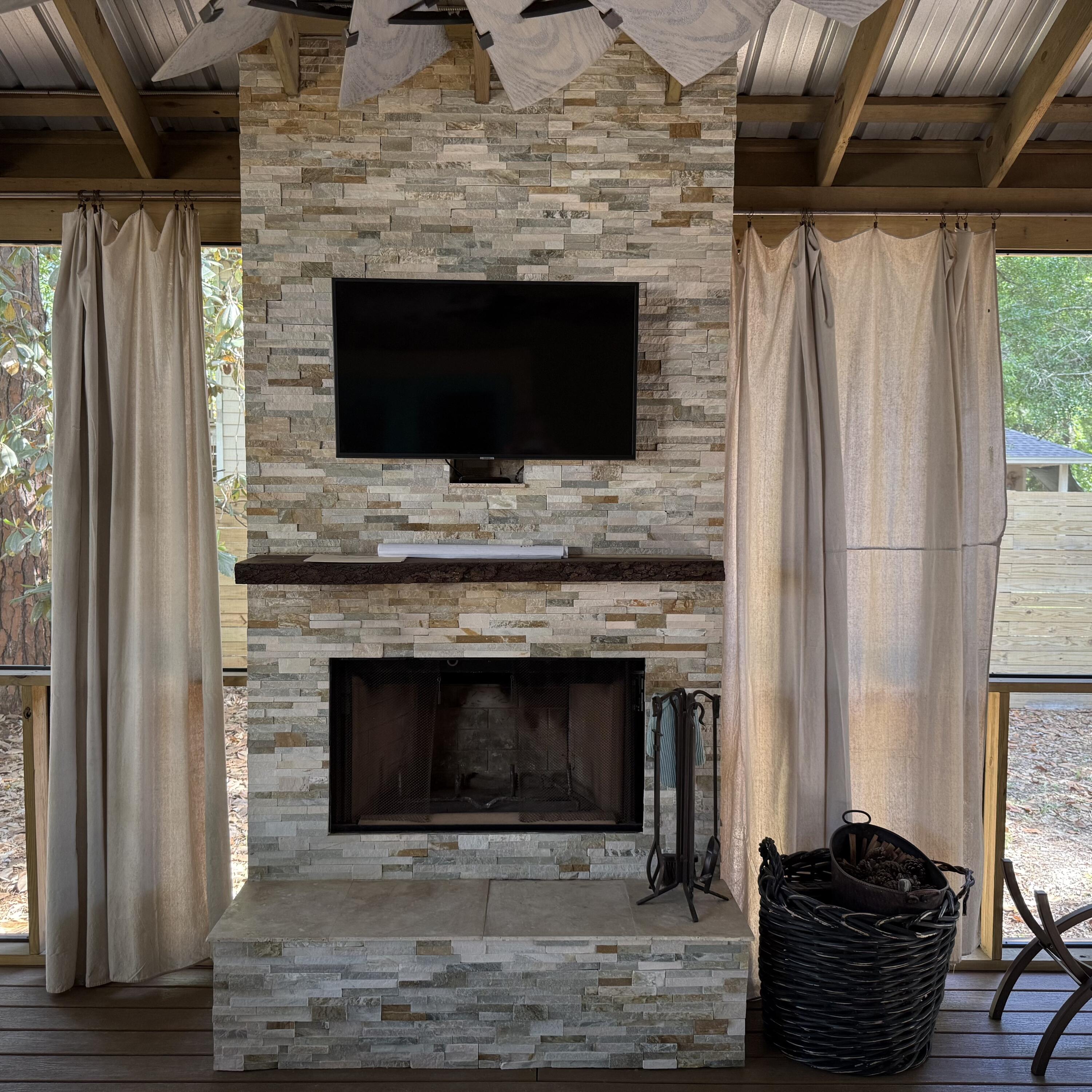 DAUGHETTES AMENDED - Residential