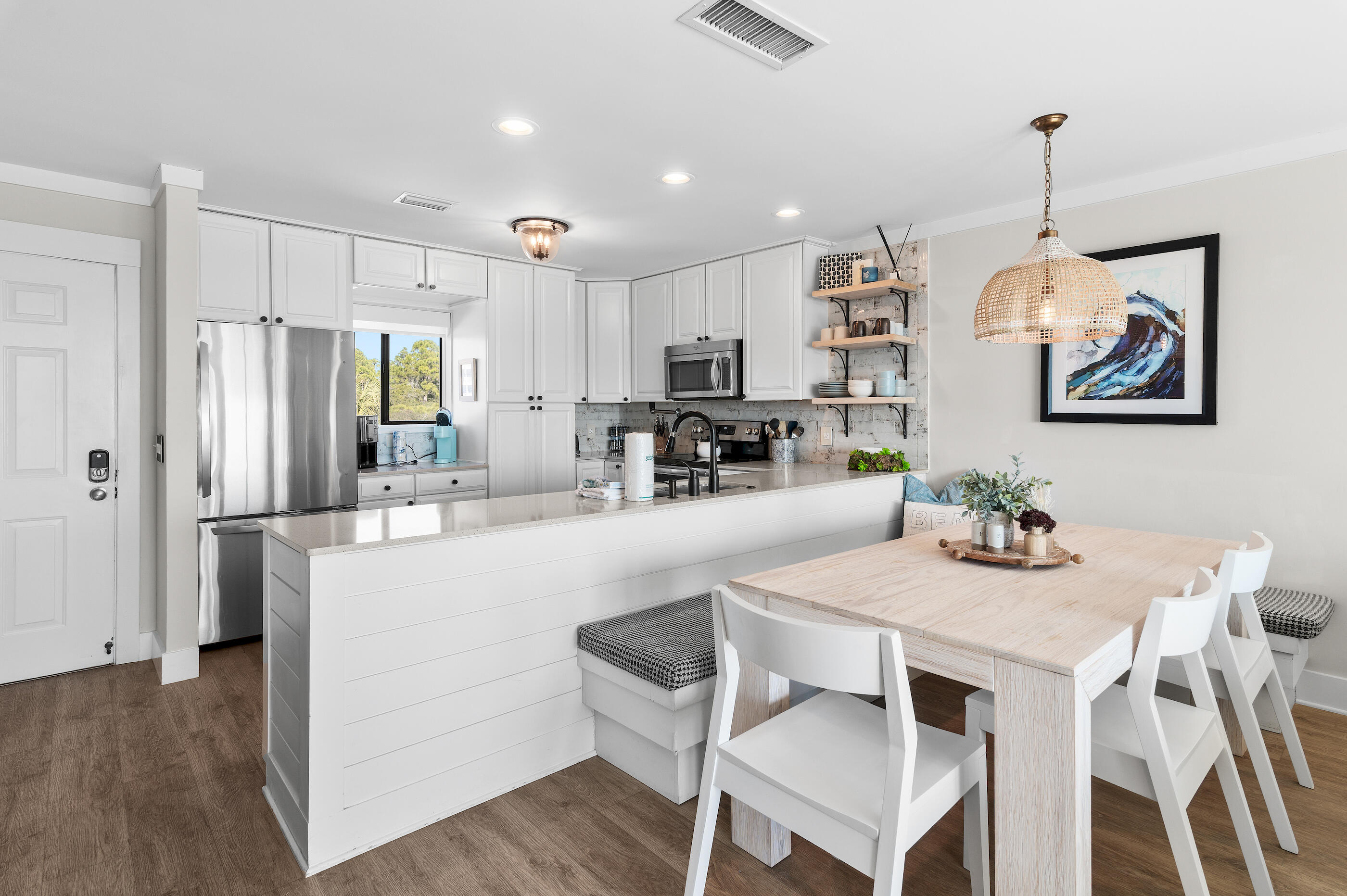 BEACHFRONT T/H - Residential