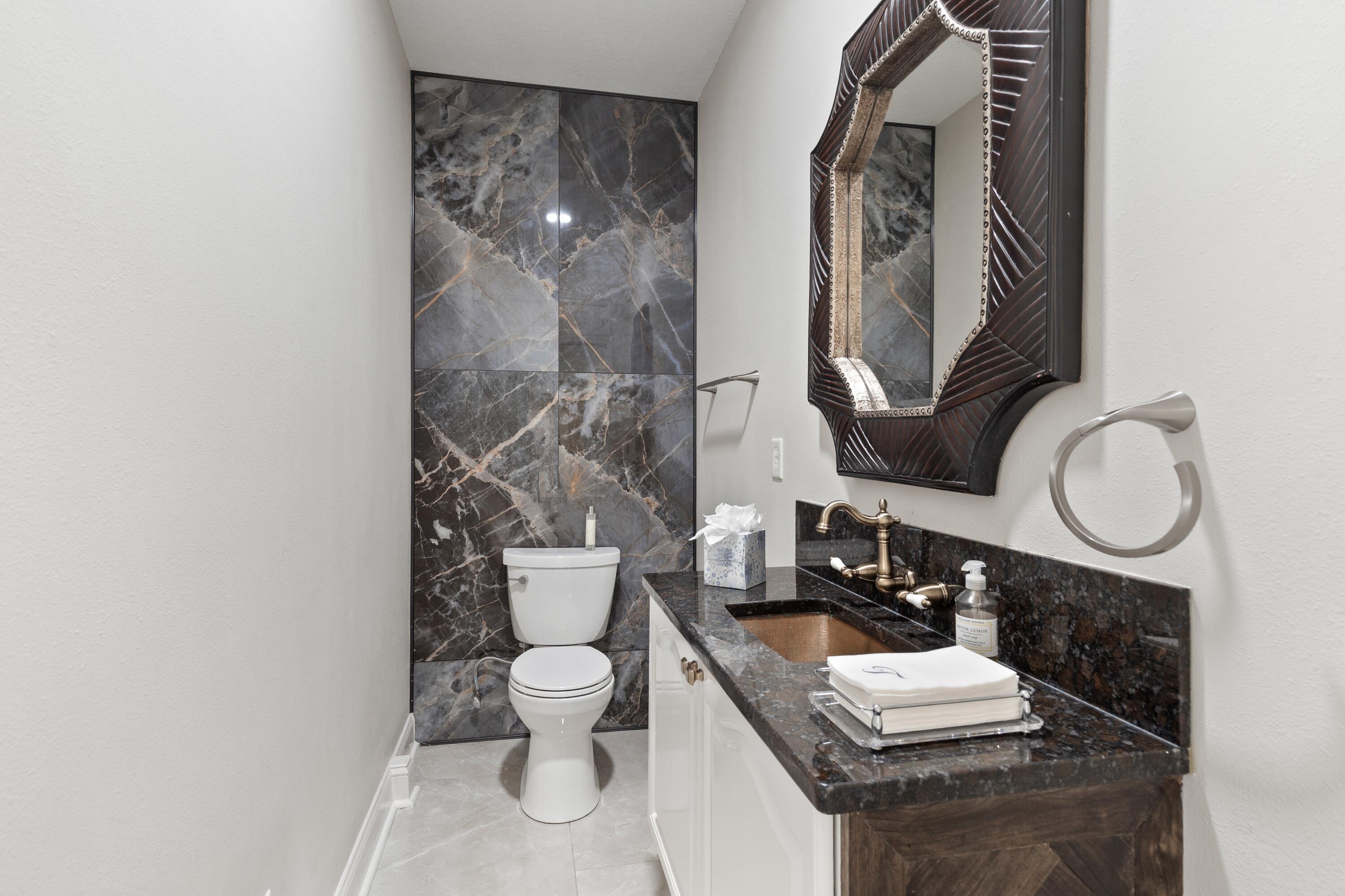 BAYTOWNE AVE EAST - Residential