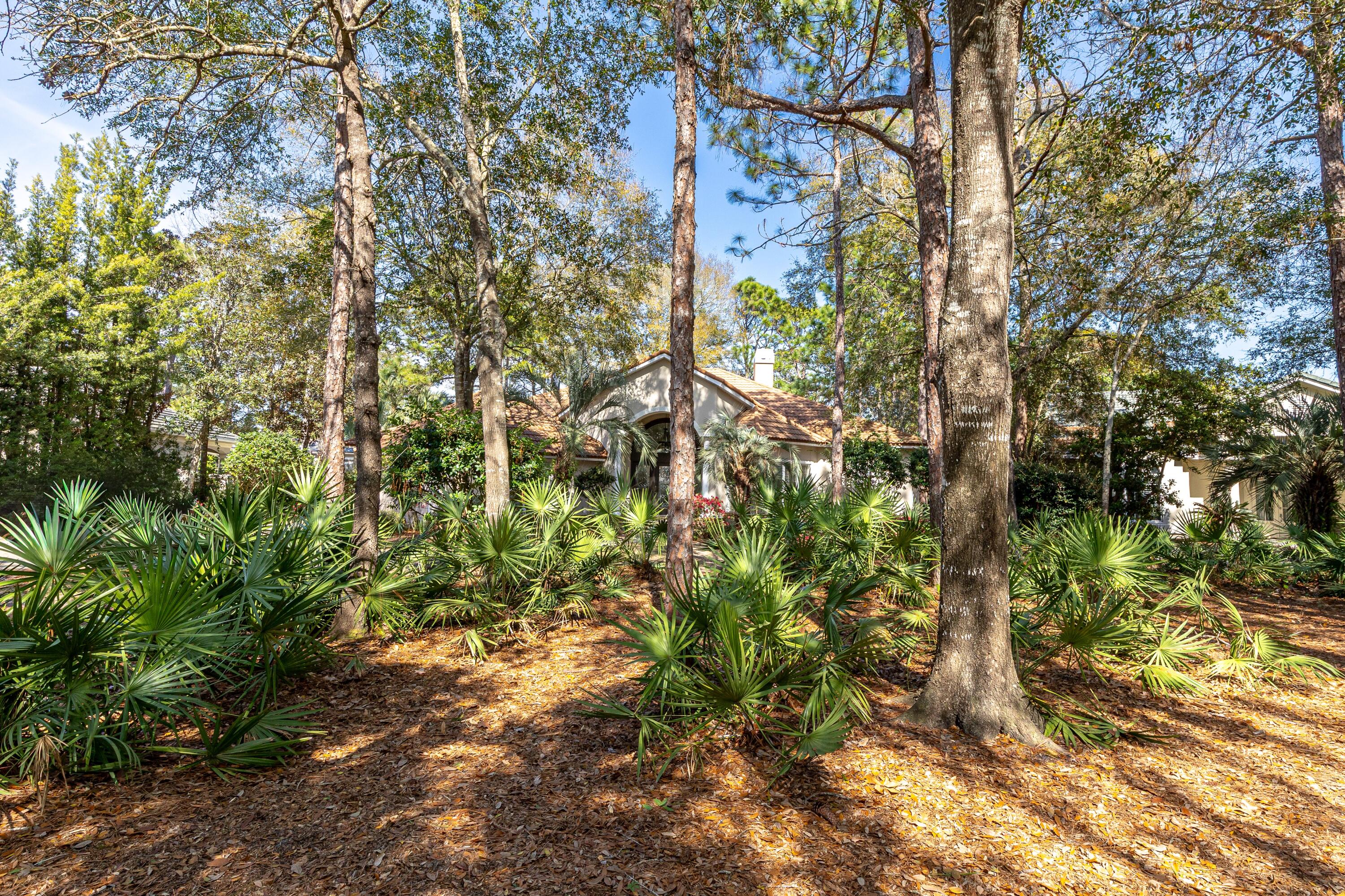 BAYTOWNE AVE EAST - Residential