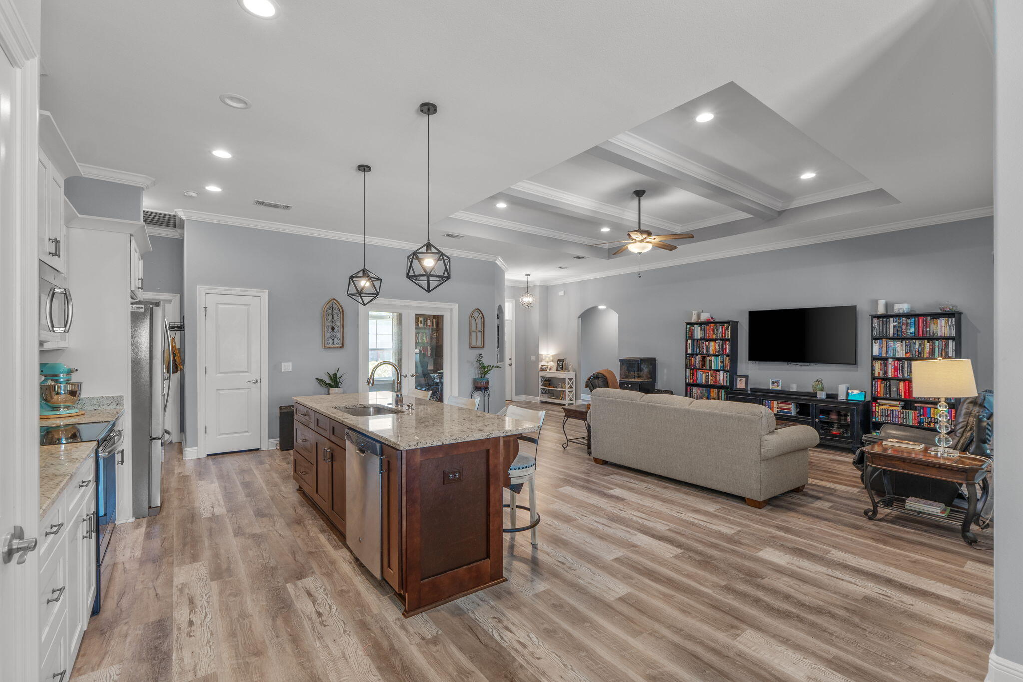 MOSSY OAKS - Residential