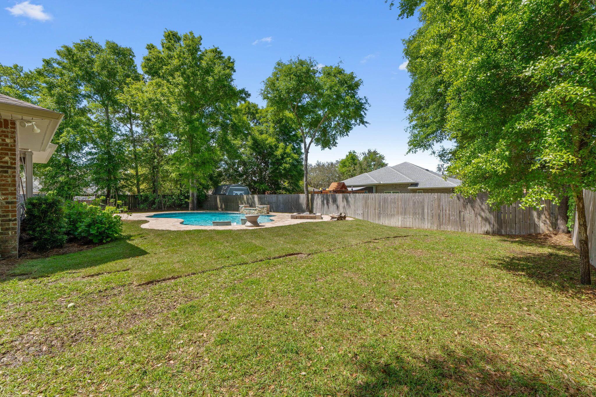 MOSSY OAKS - Residential