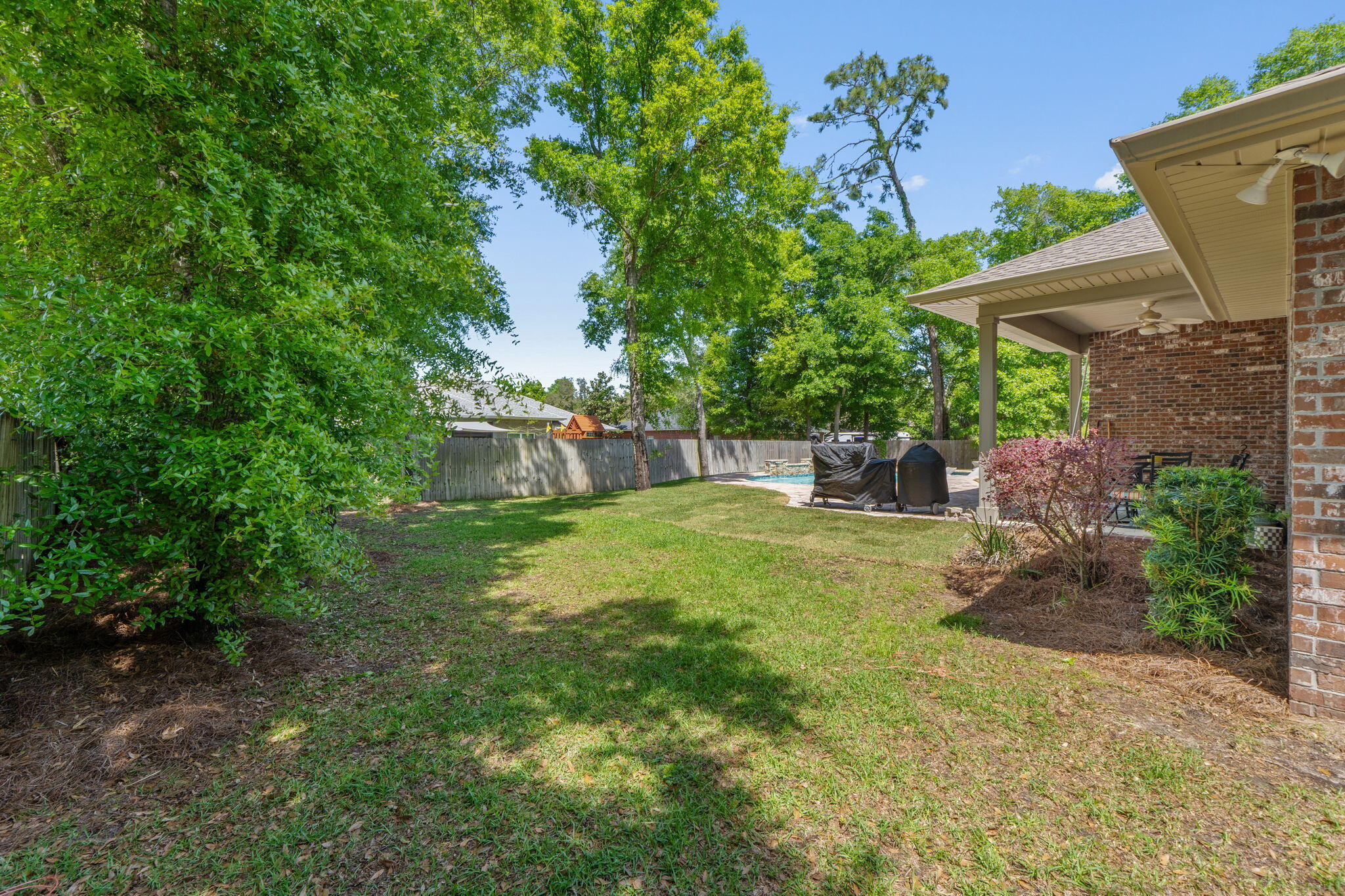 MOSSY OAKS - Residential