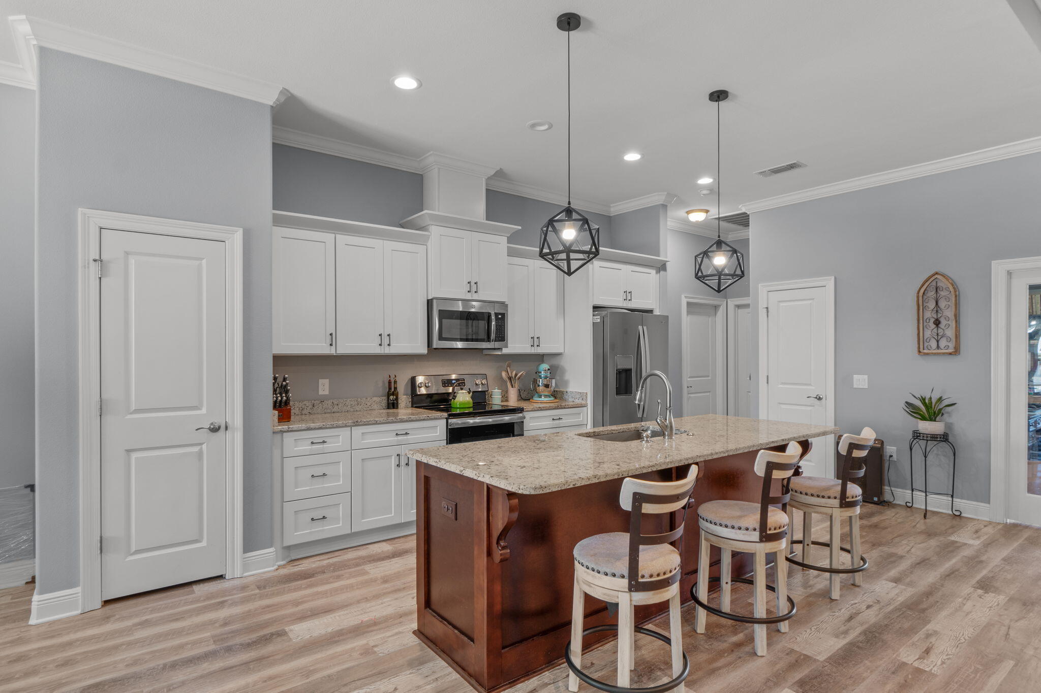 MOSSY OAKS - Residential