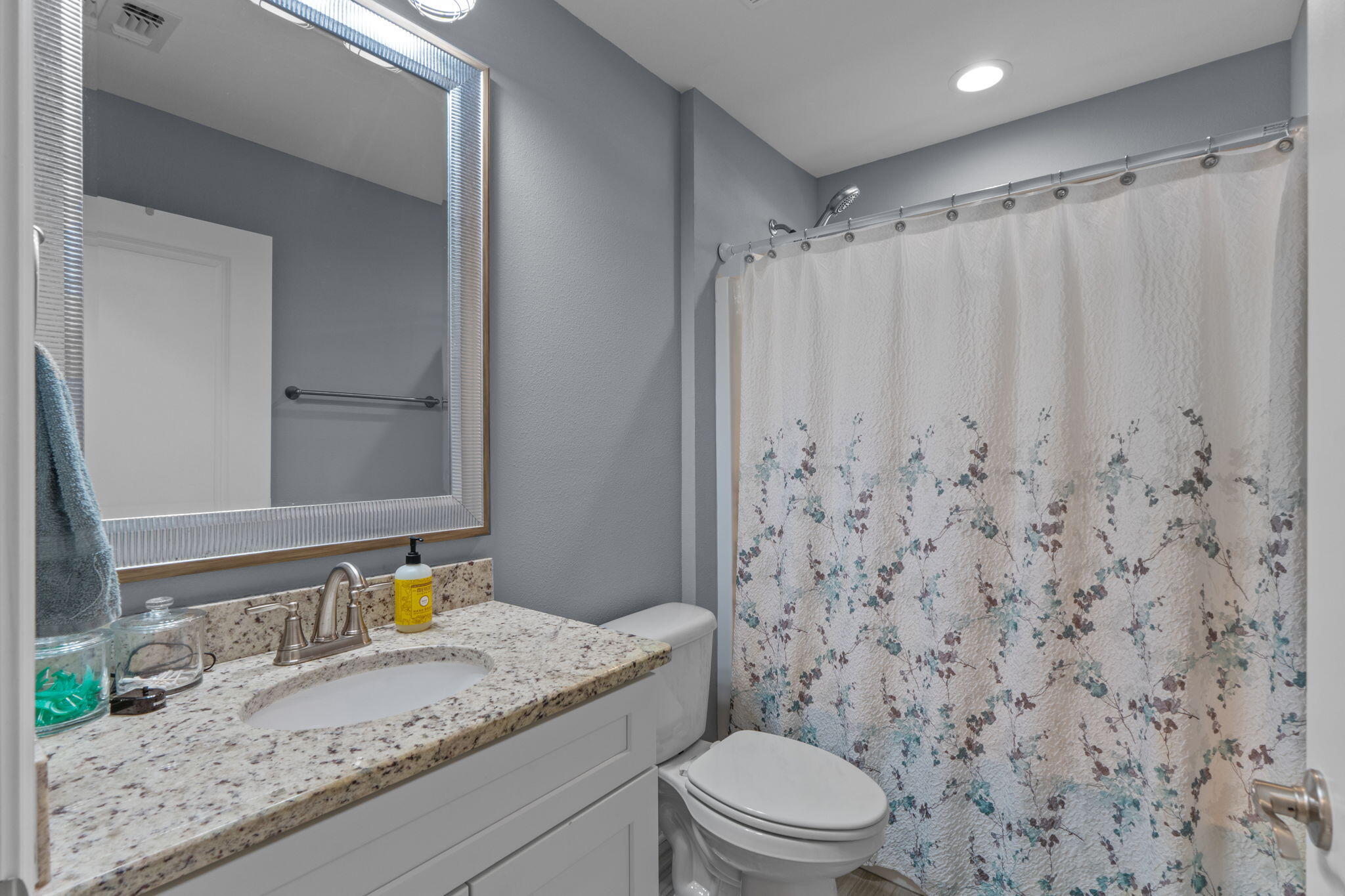 MOSSY OAKS - Residential