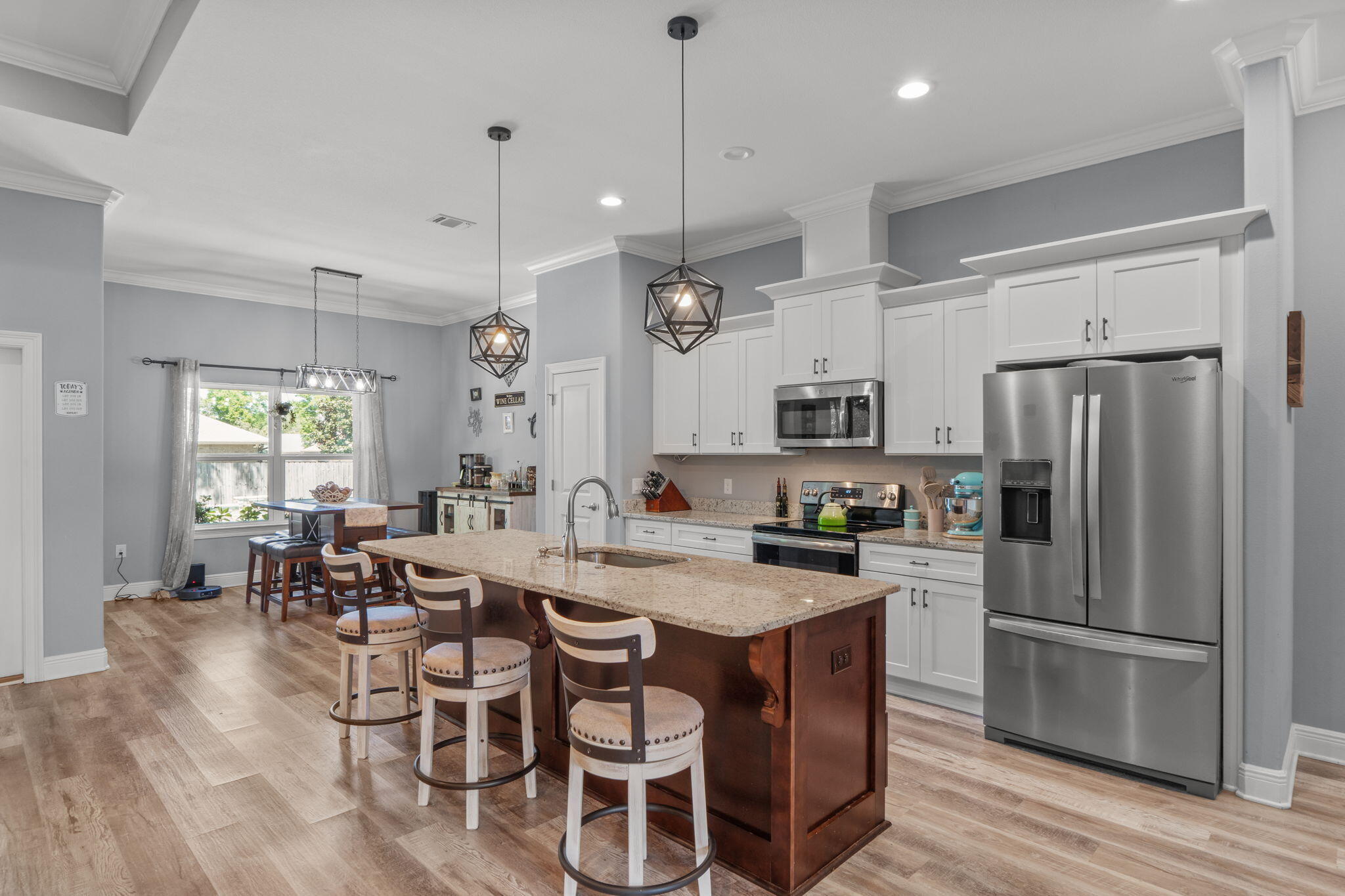 MOSSY OAKS - Residential