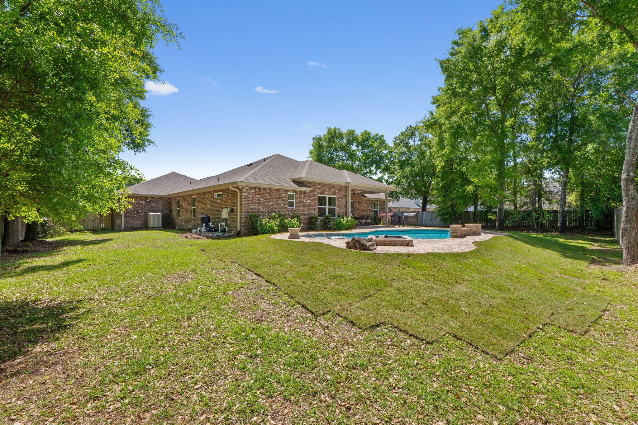 MOSSY OAKS - Residential