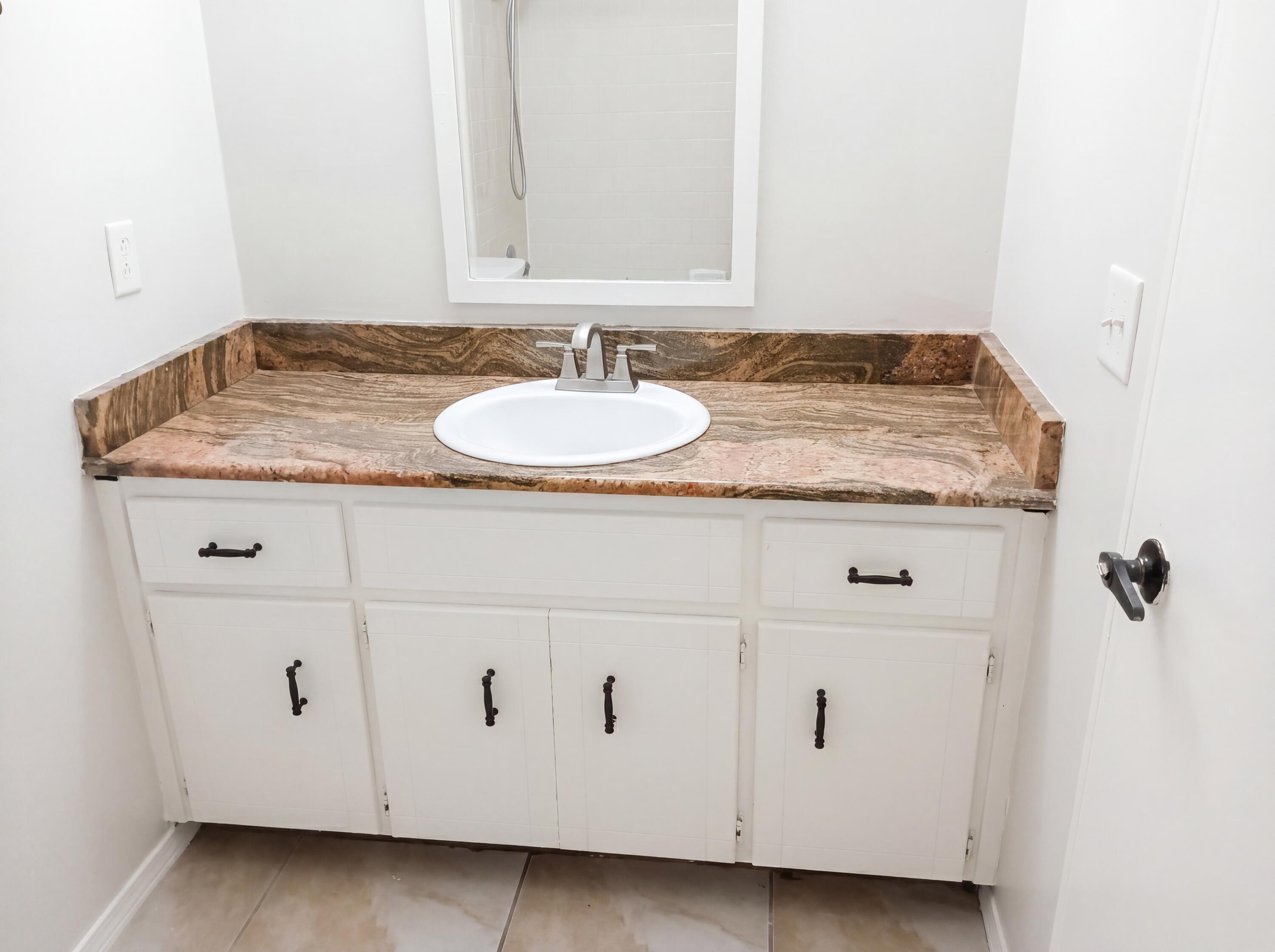 BAY MEADOWS - Residential