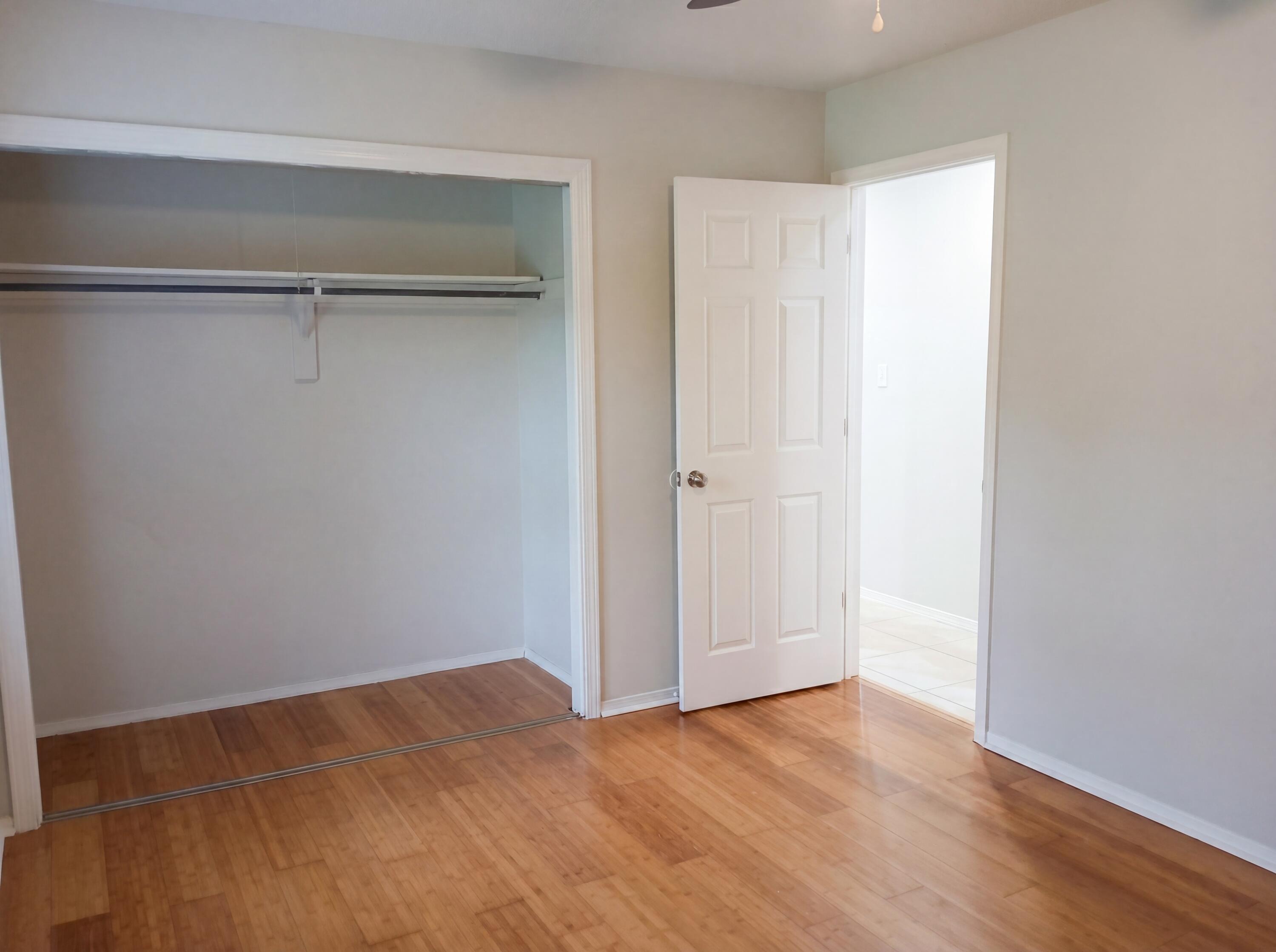 BAY MEADOWS - Residential