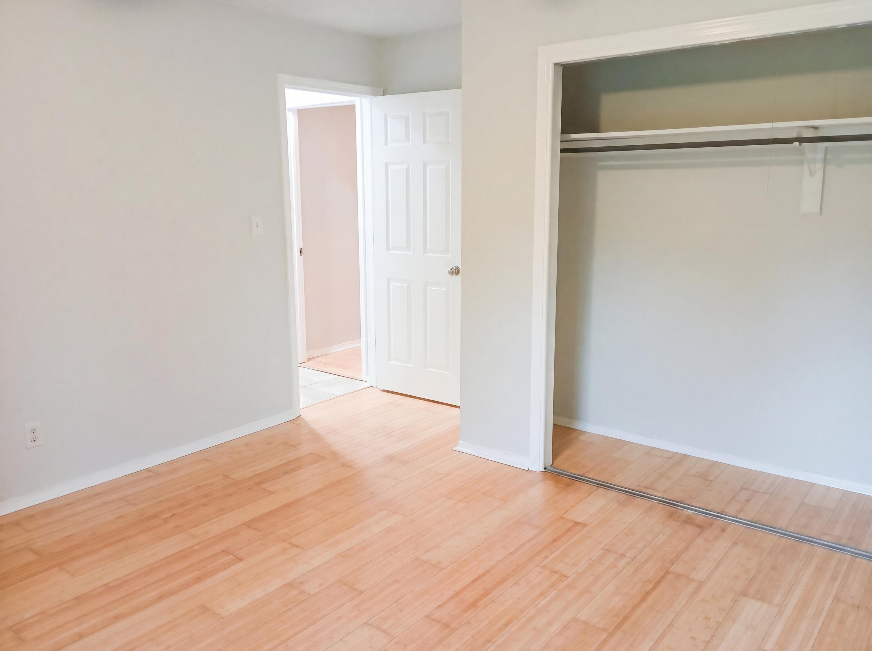 BAY MEADOWS - Residential