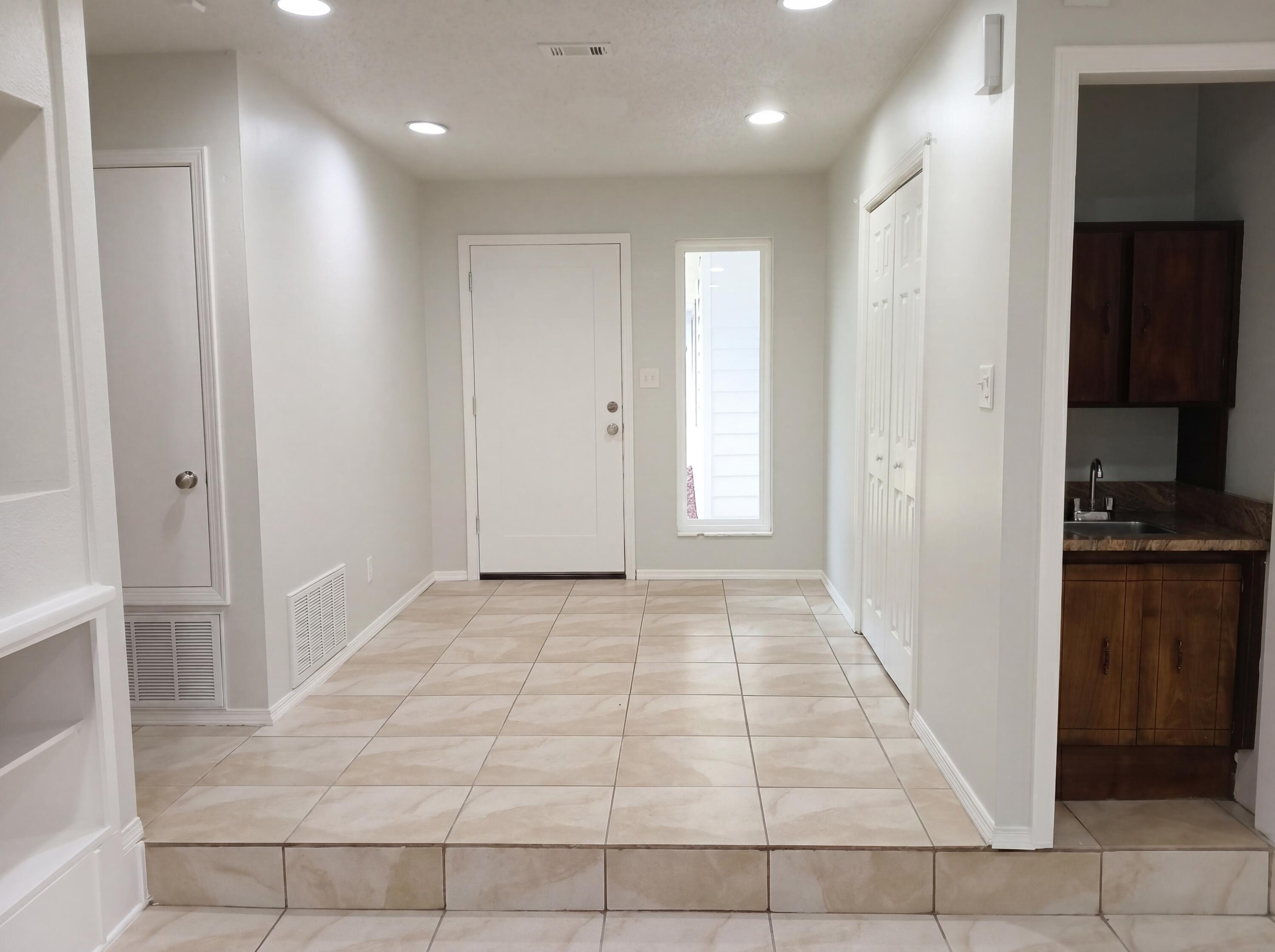 BAY MEADOWS - Residential