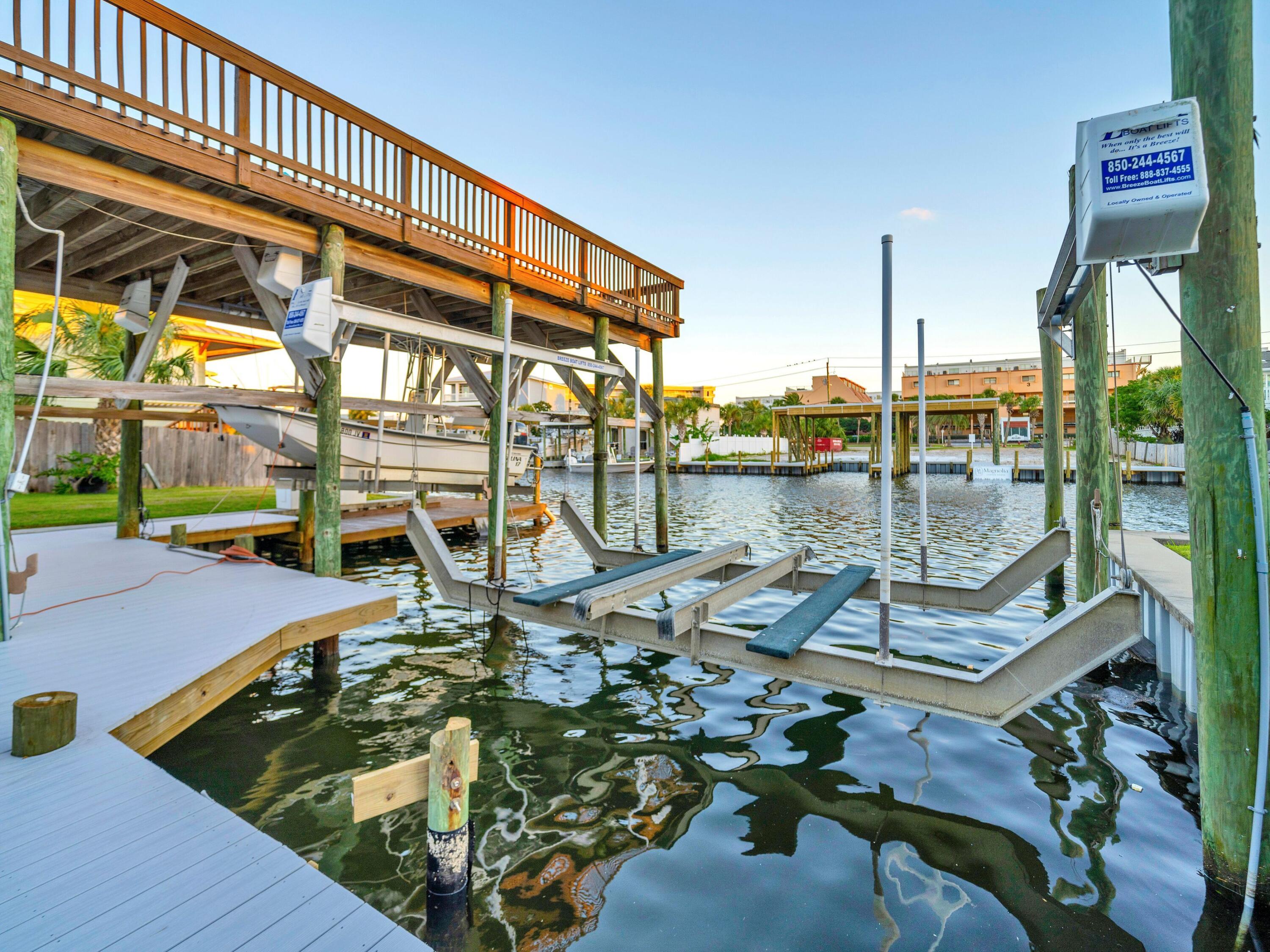 HOLIDAY ISLE - Residential