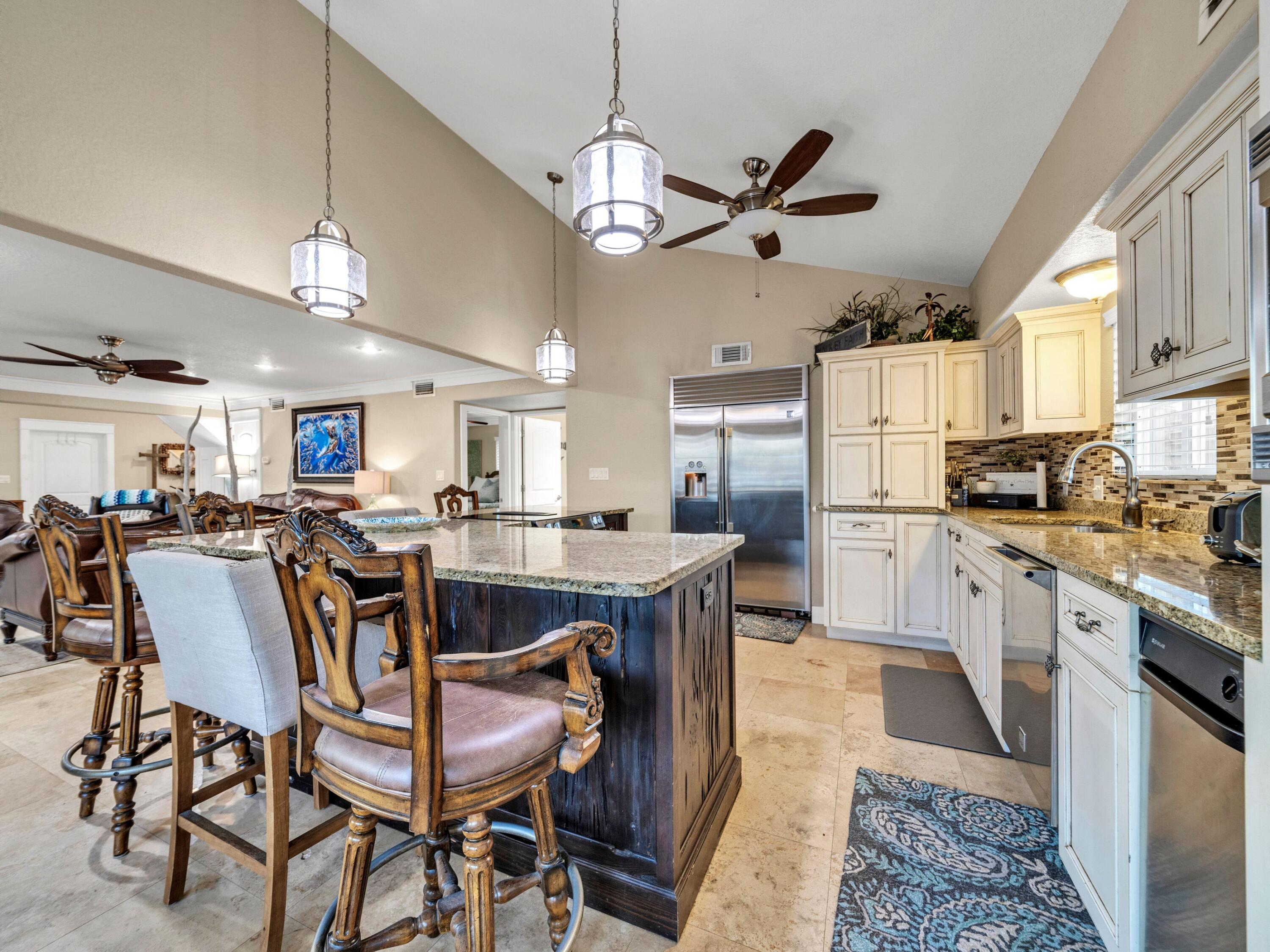 HOLIDAY ISLE - Residential