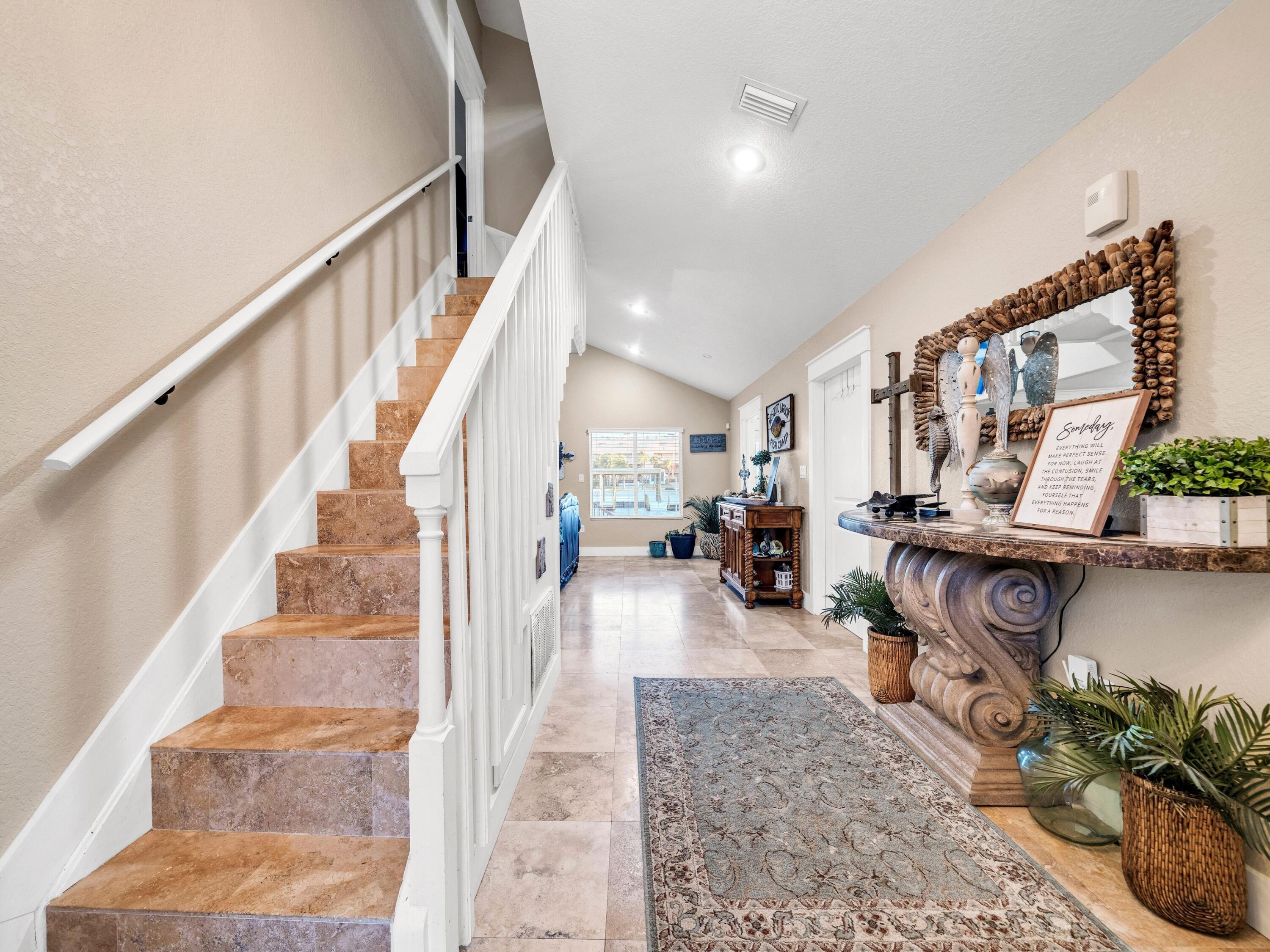 HOLIDAY ISLE - Residential