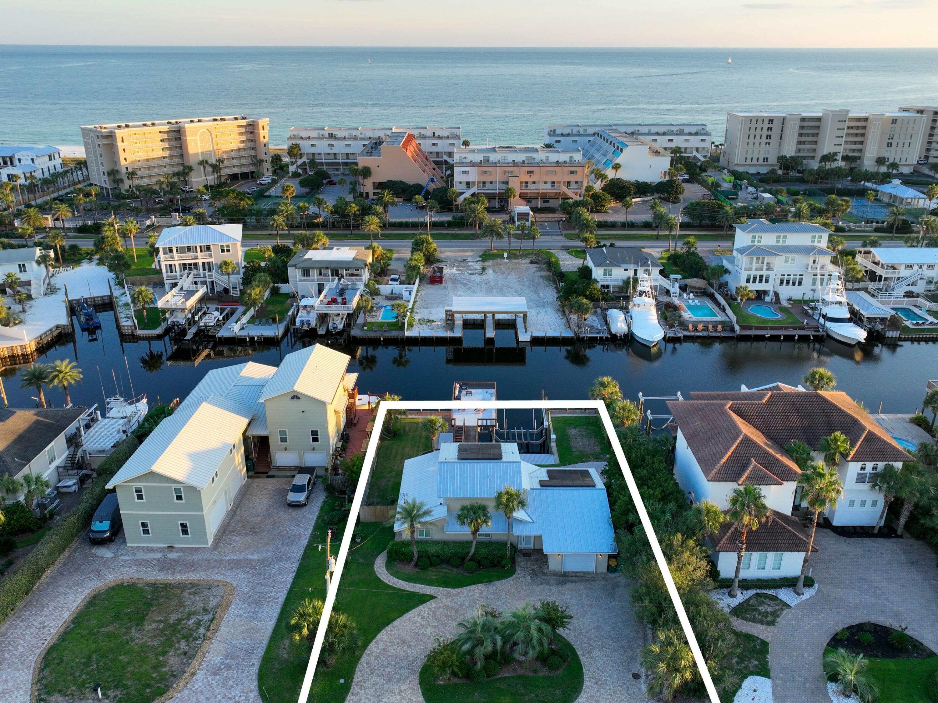 HOLIDAY ISLE - Residential