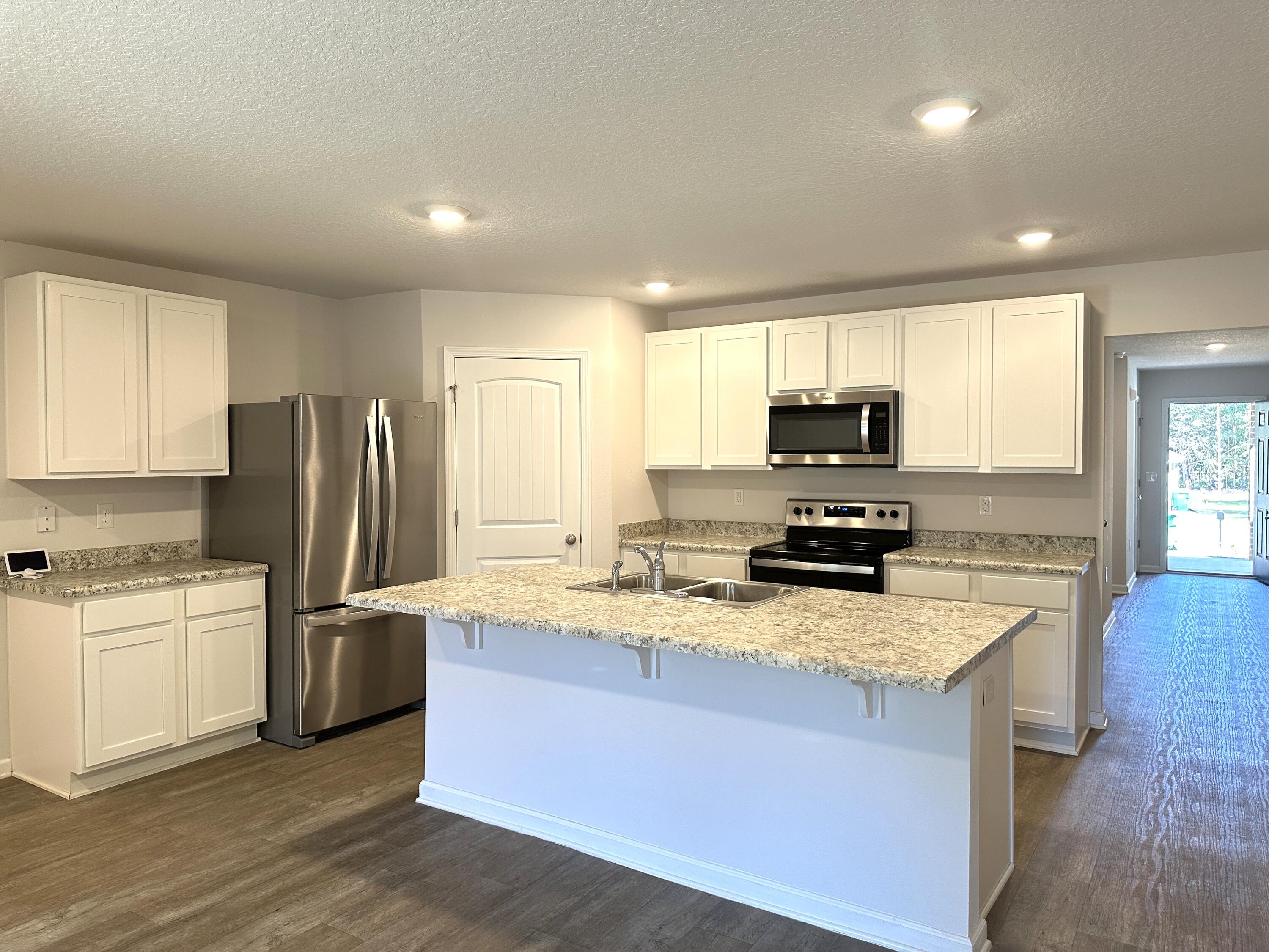 ASHTIN ESTATES - Residential Lease