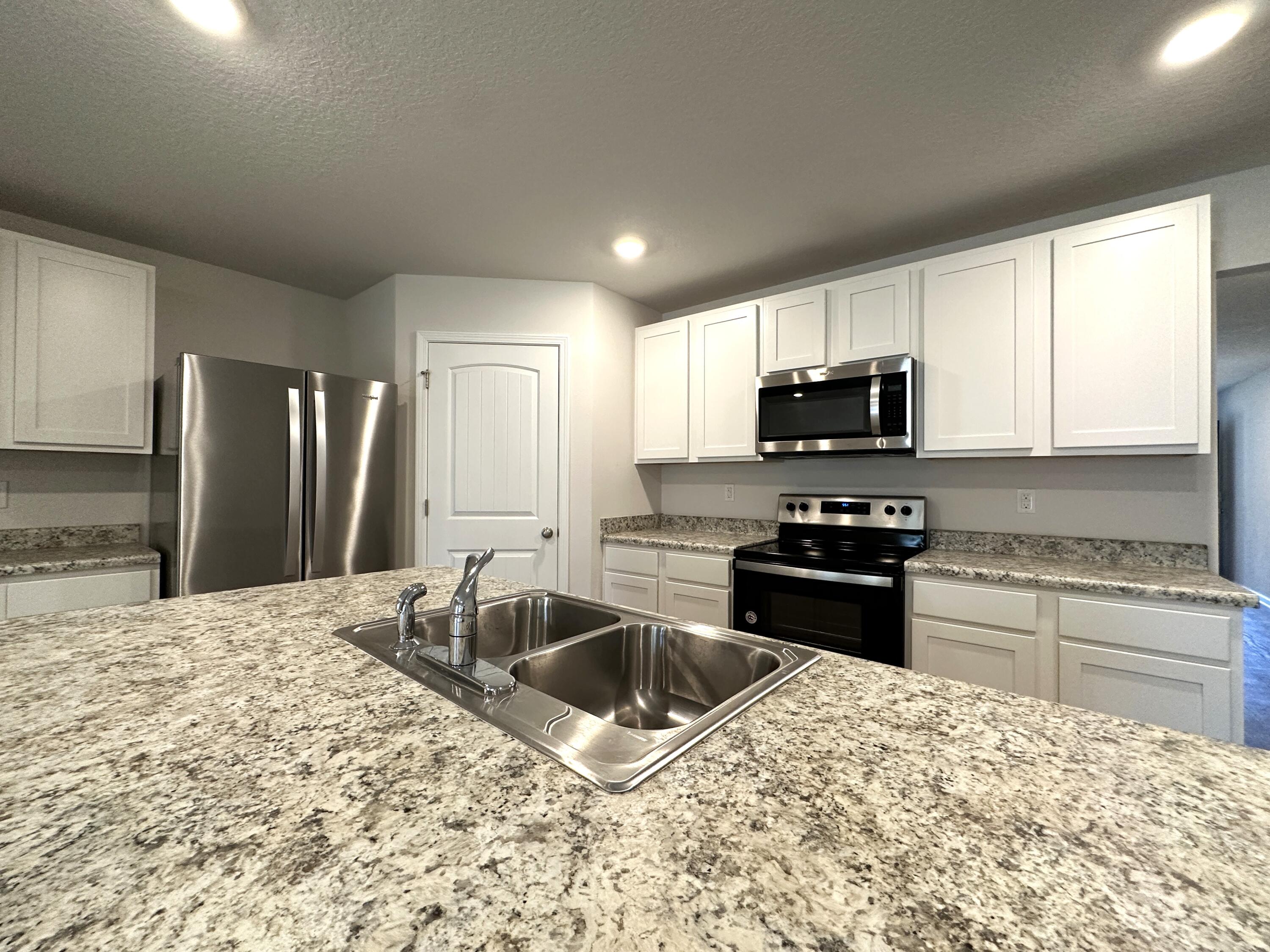 ASHTIN ESTATES - Residential Lease