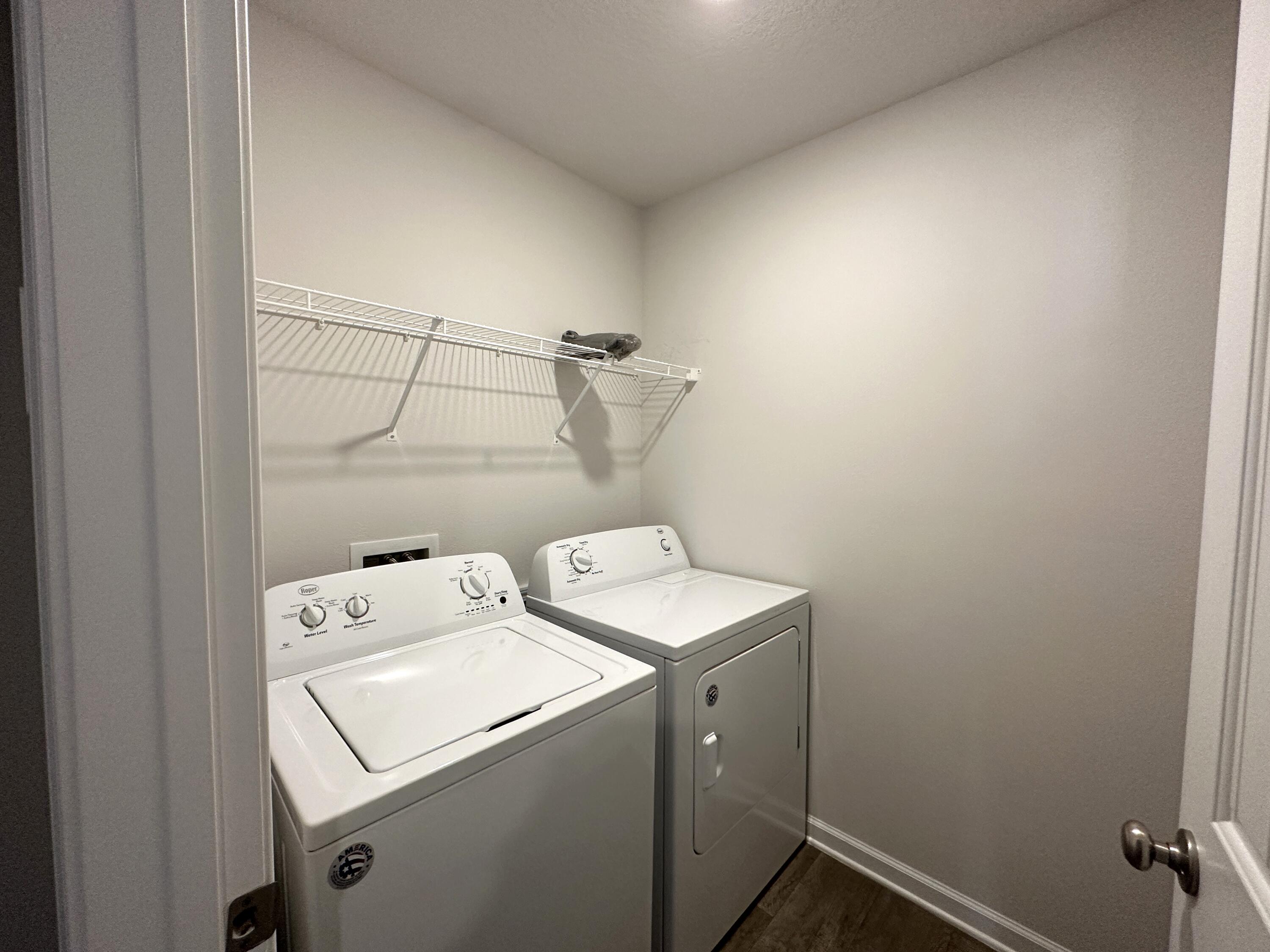 ASHTIN ESTATES - Residential Lease