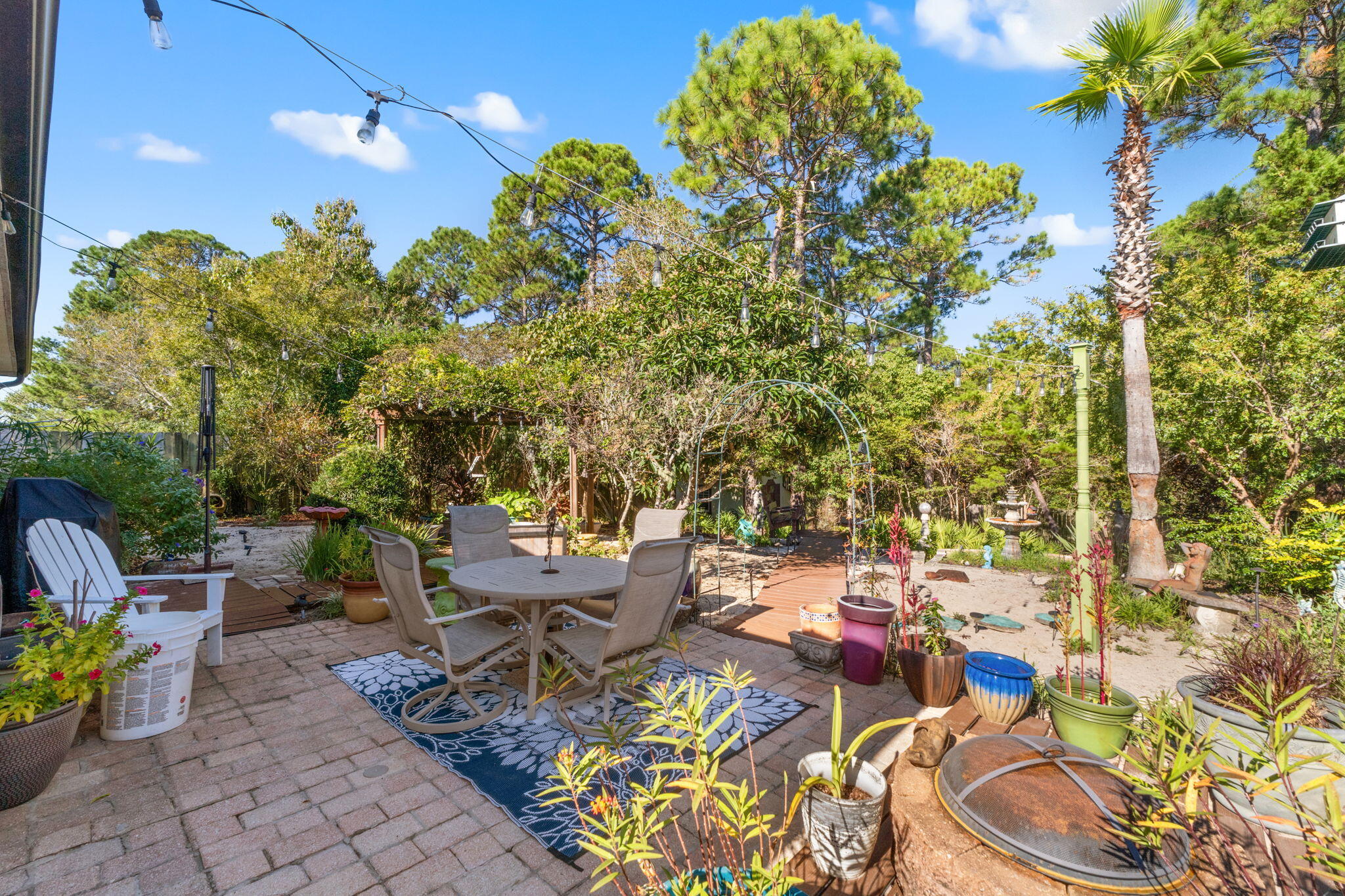 HIDDEN SHORES - Residential