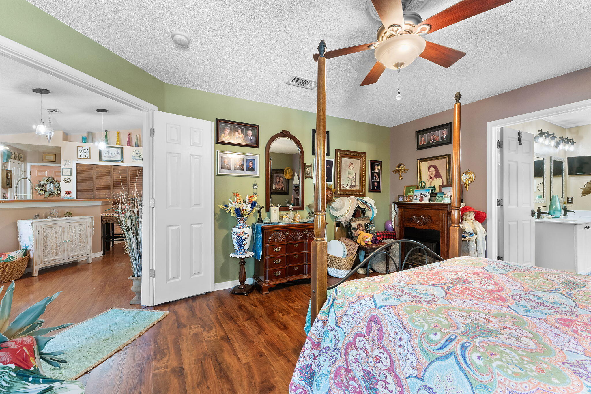 HIDDEN SHORES - Residential