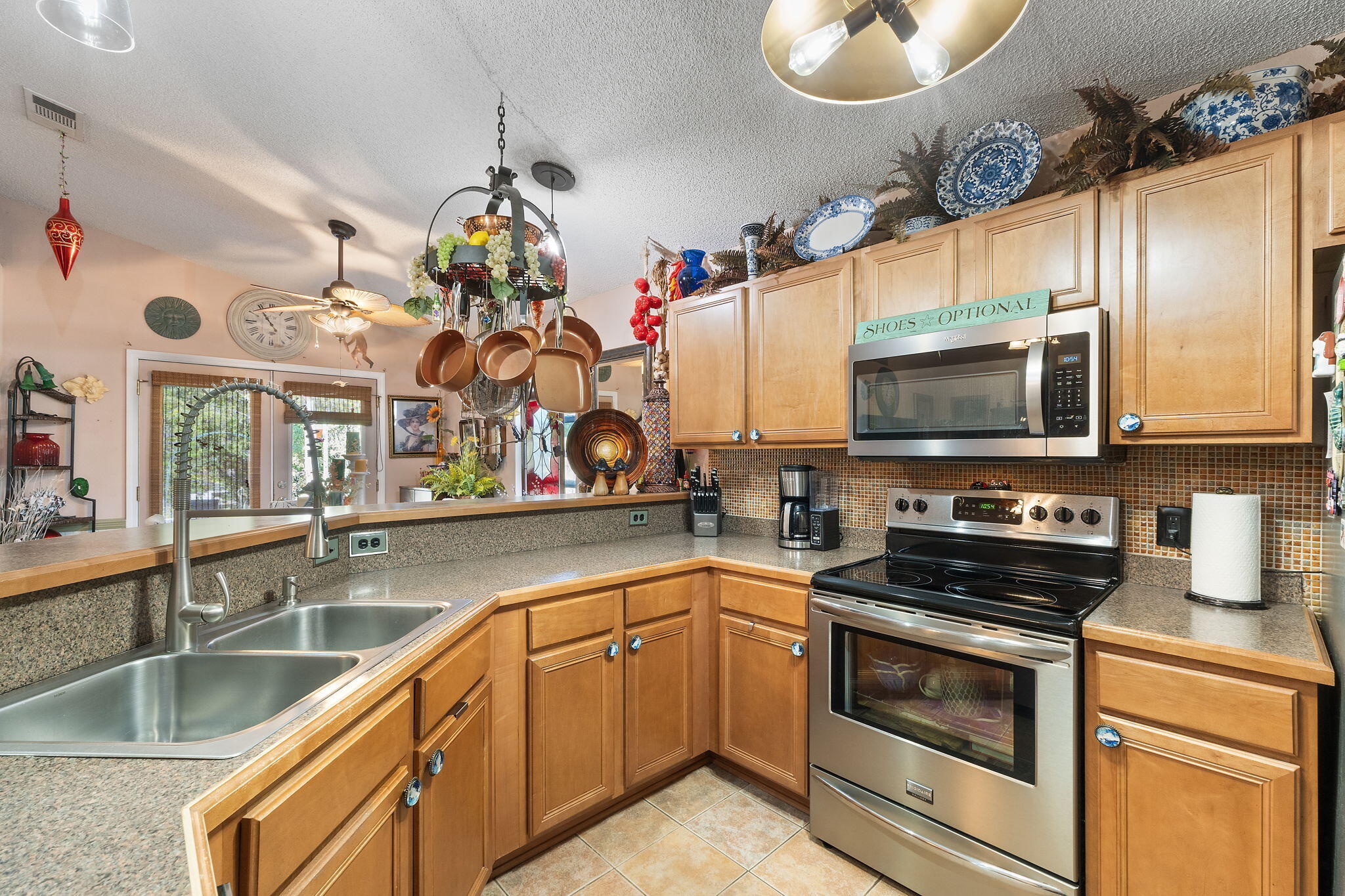 HIDDEN SHORES - Residential