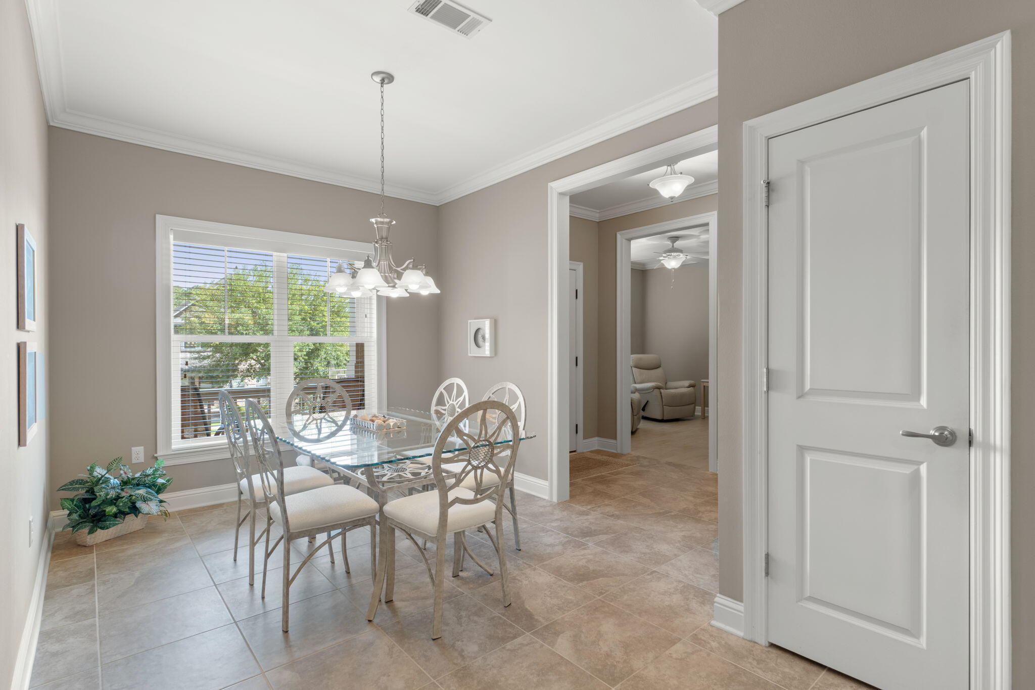 HAWK'S LANDING - Residential