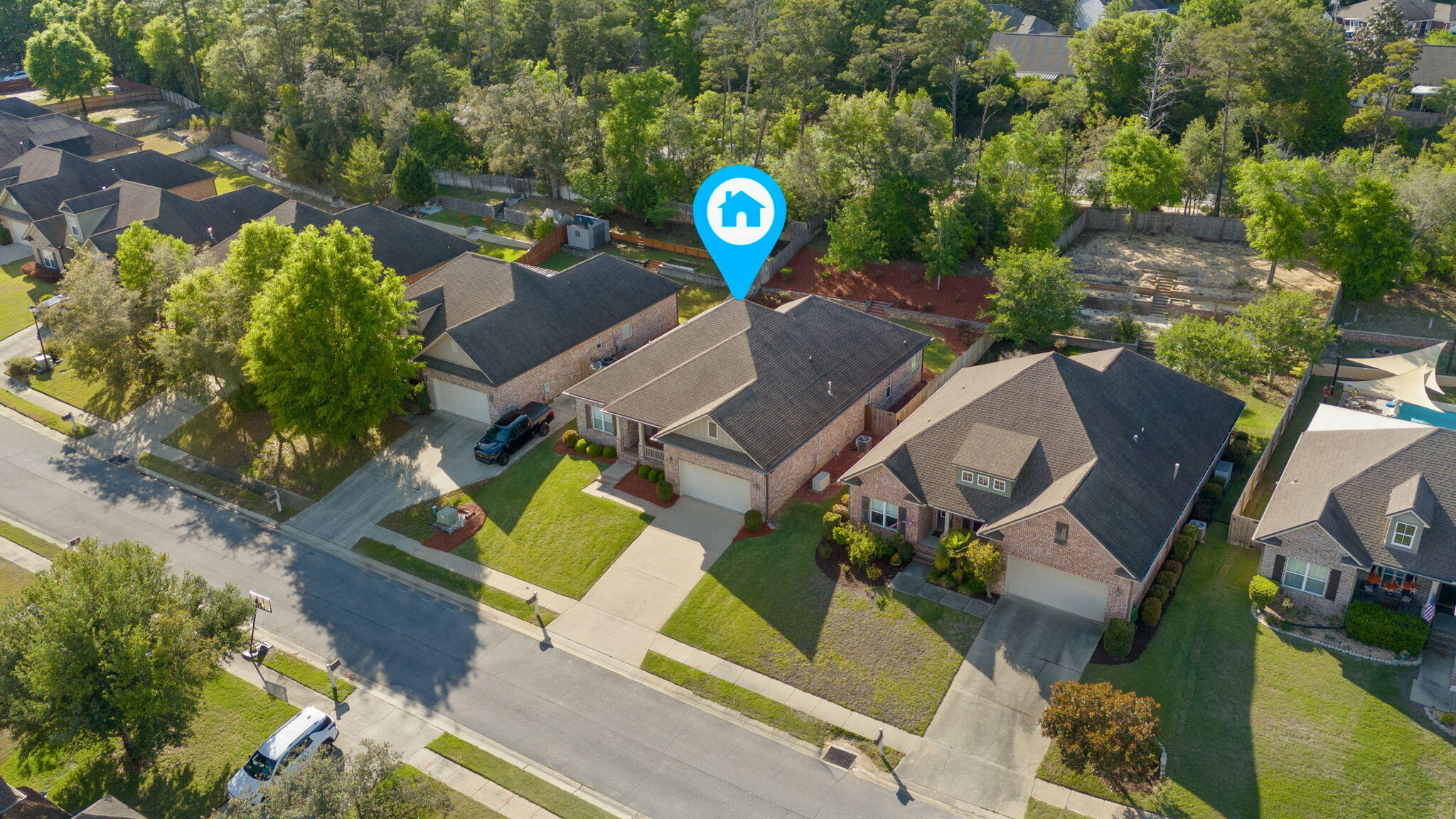 HAWK'S LANDING - Residential