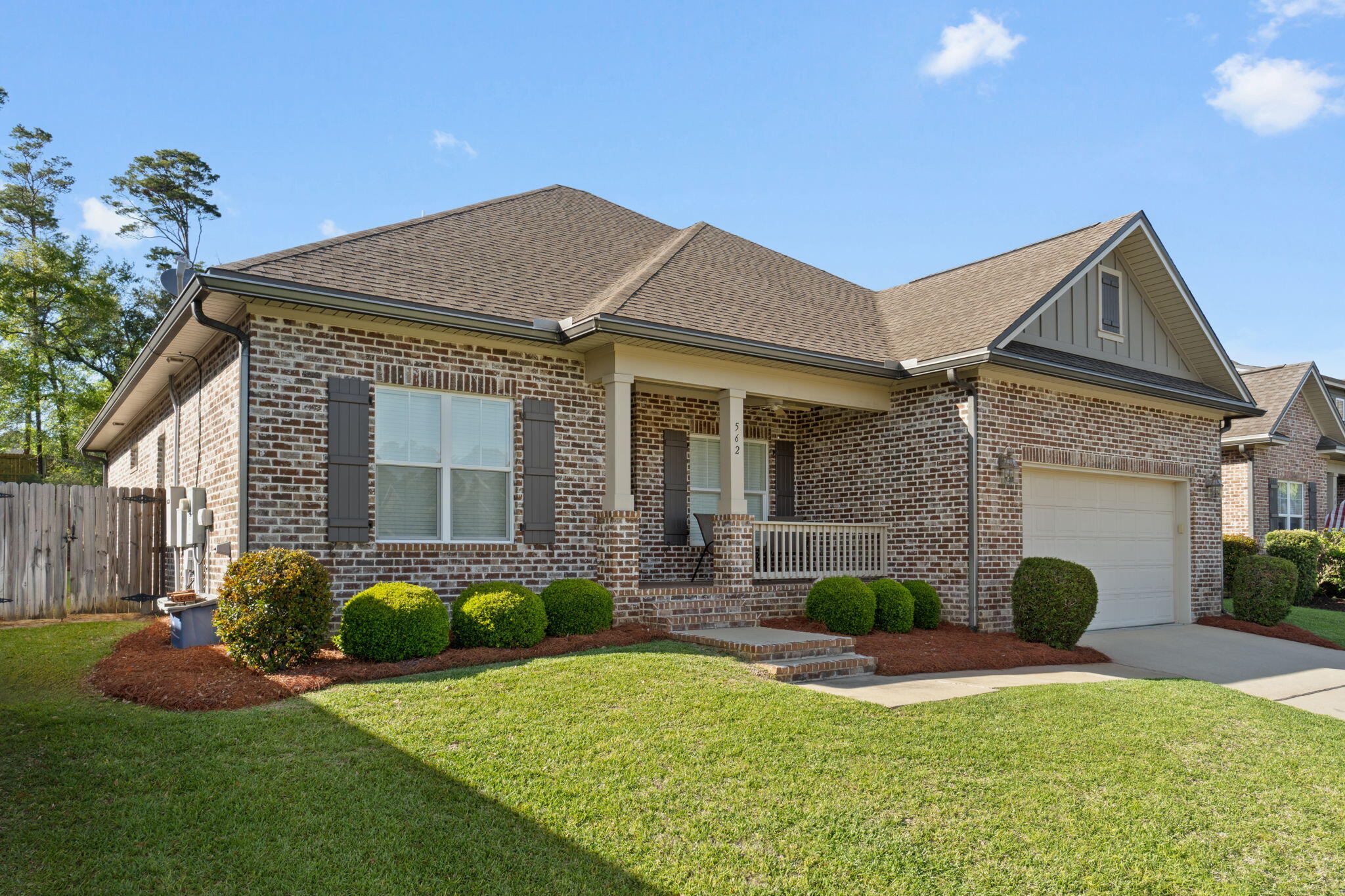 HAWK'S LANDING - Residential