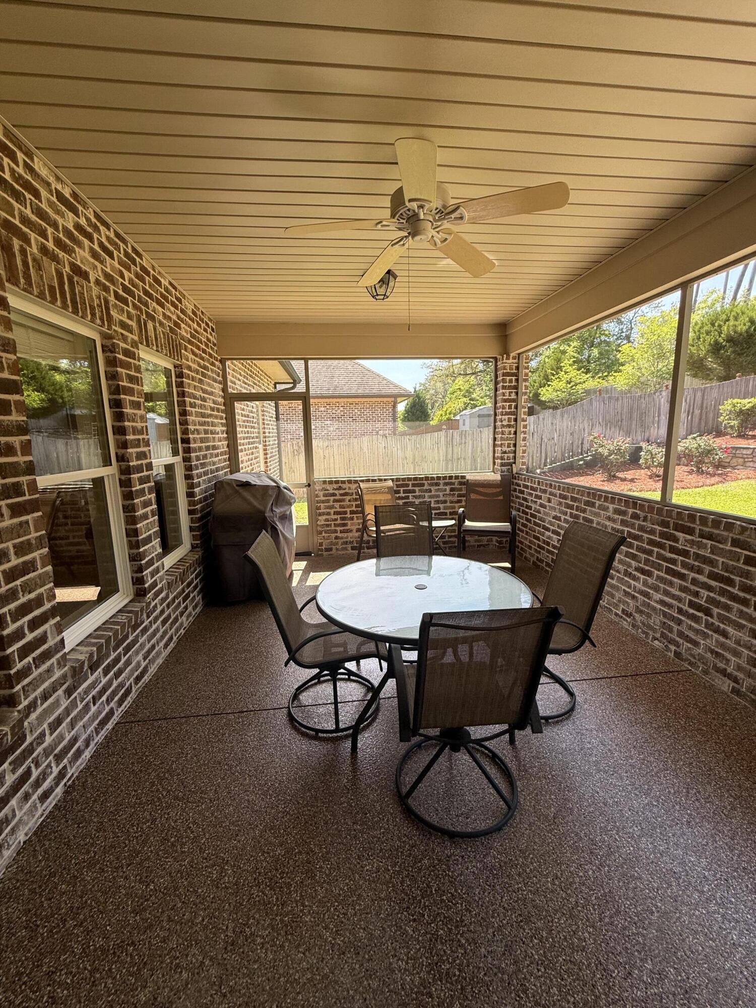 HAWK'S LANDING - Residential