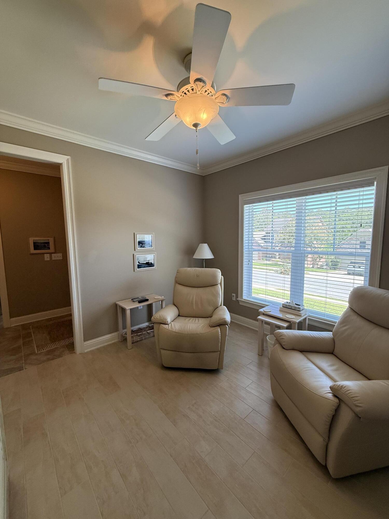 HAWK'S LANDING - Residential