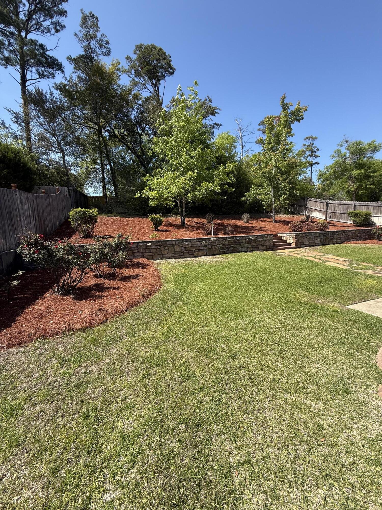 HAWK'S LANDING - Residential