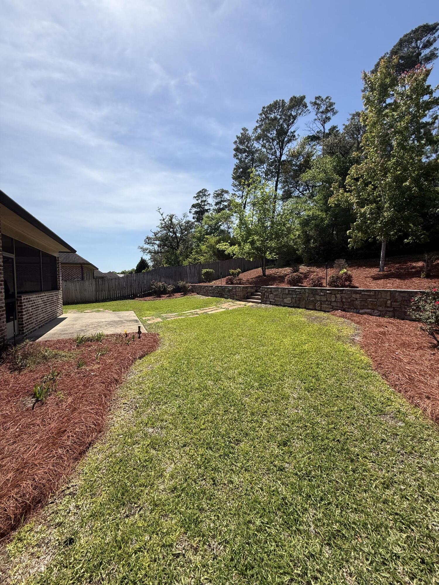 HAWK'S LANDING - Residential