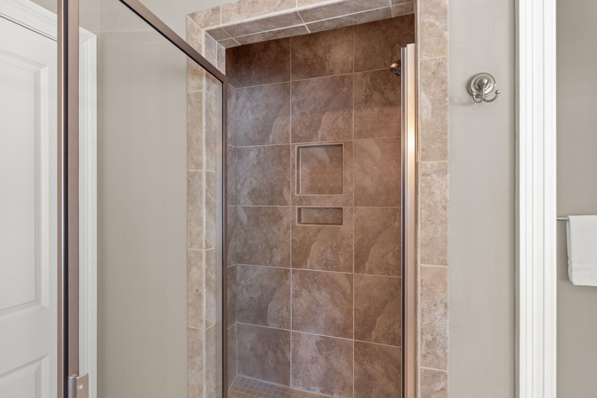 HAWK'S LANDING - Residential