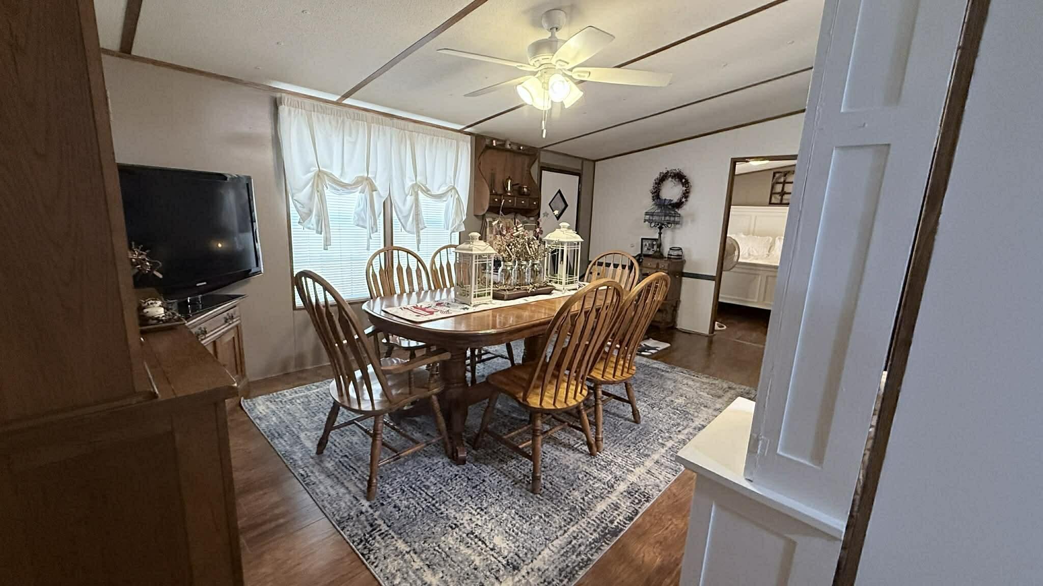 MAGNOLIA BAY - Residential