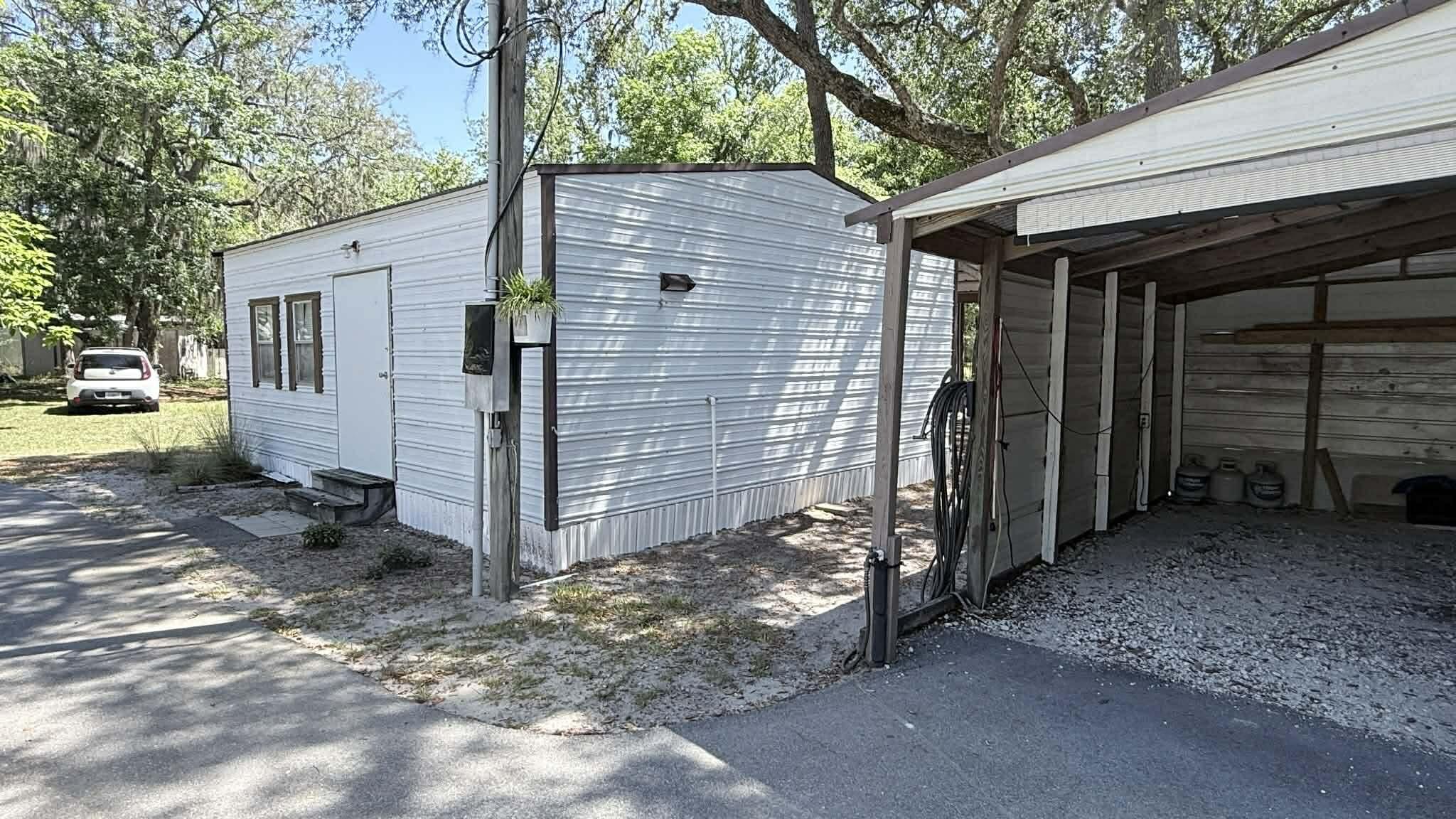MAGNOLIA BAY - Residential