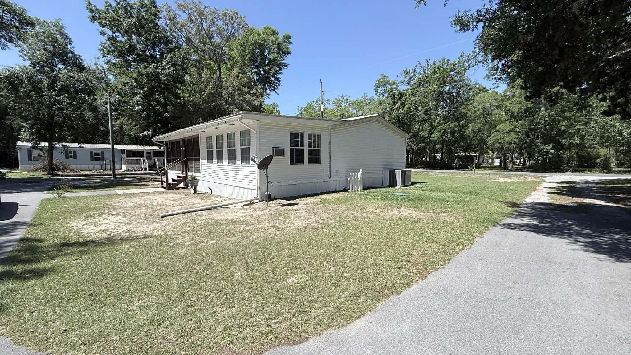 MAGNOLIA BAY - Residential