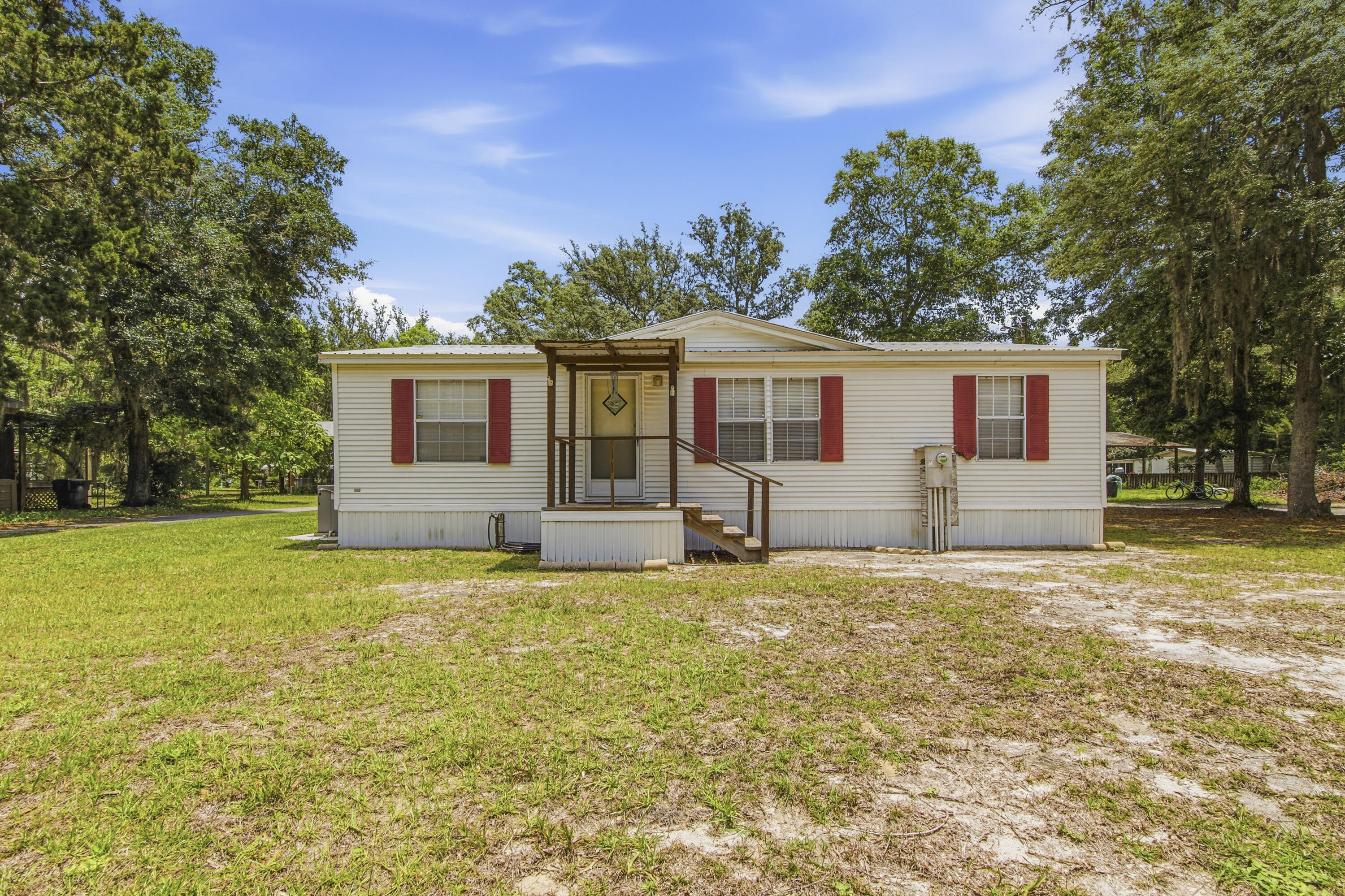 MAGNOLIA BAY - Residential