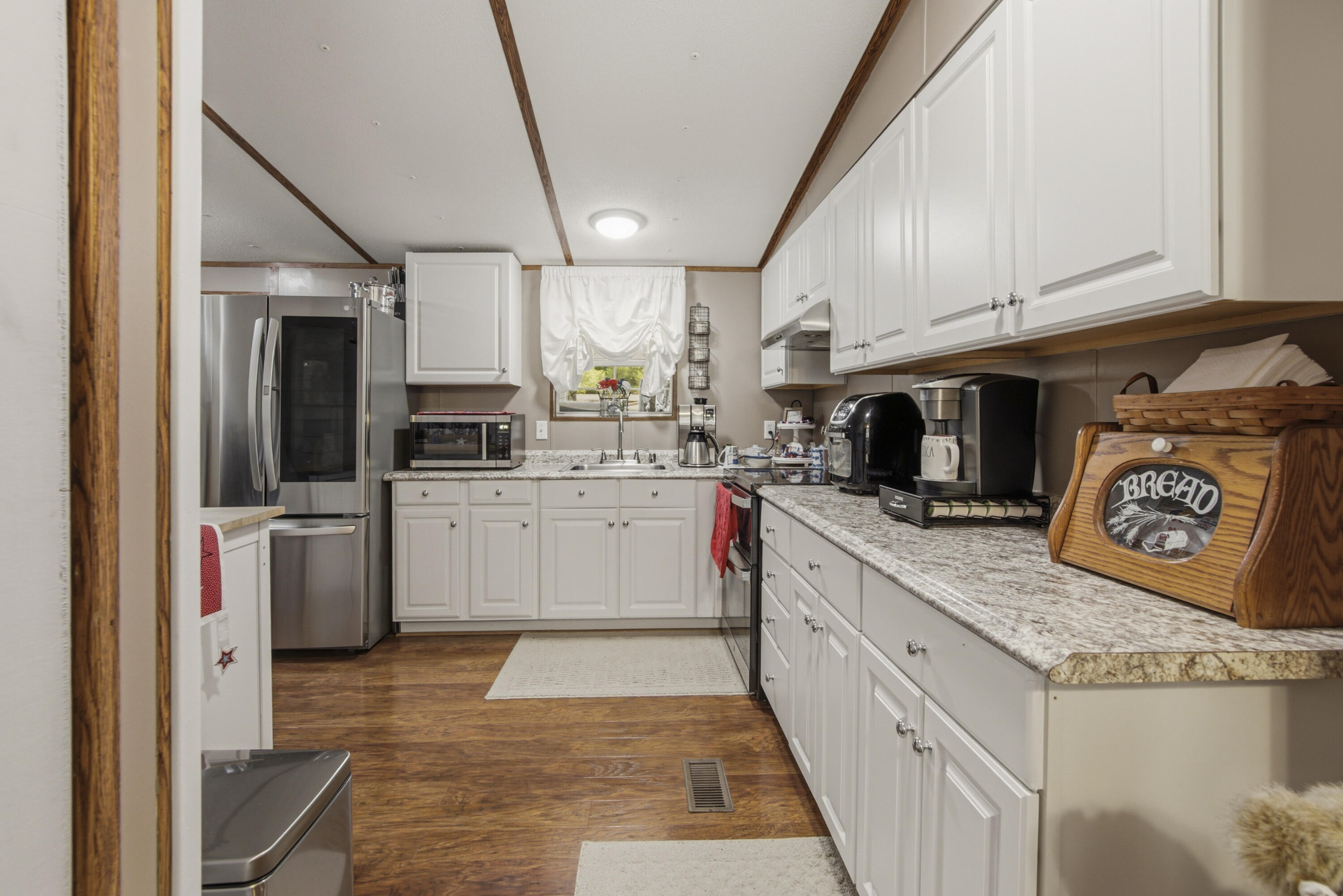 MAGNOLIA BAY - Residential