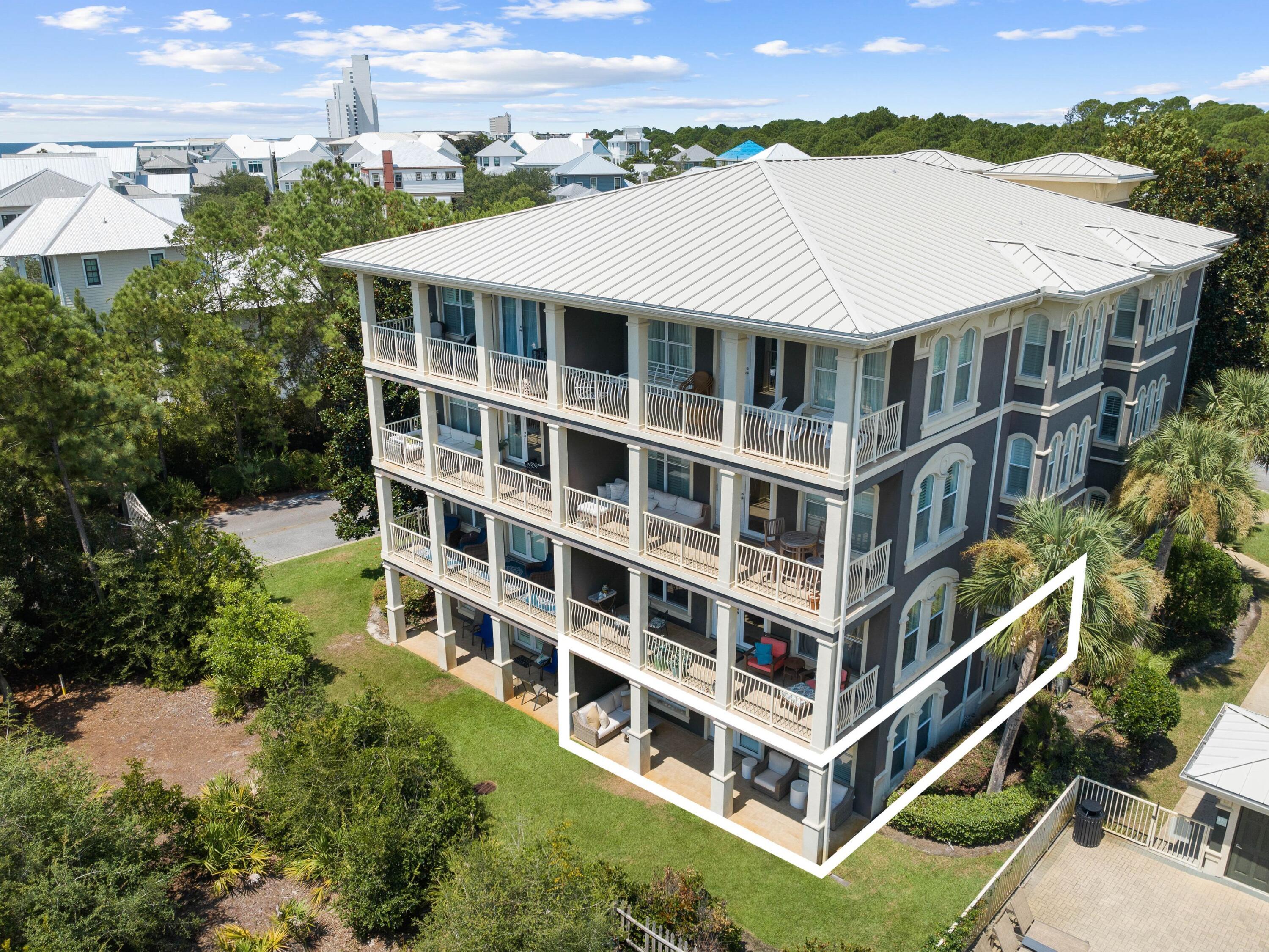 SEAVIEW VILLAS - Residential