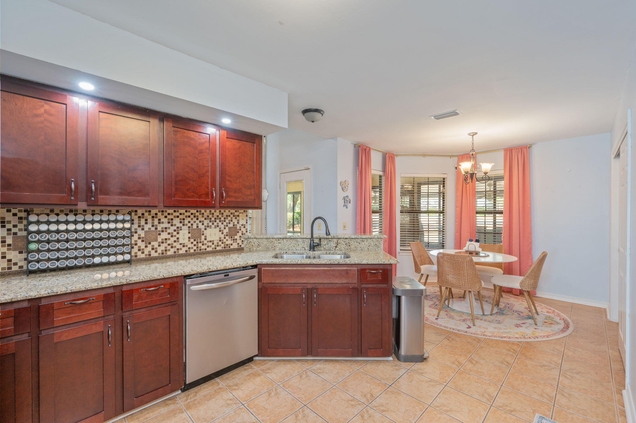 WINDWARD PH 5 - Residential